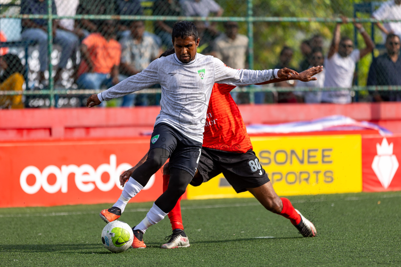 Sh. Kanditheemu  VS  Sh. Foakaidhoo in Day 12 of Golden Futsal Challenge 2024 was held on Friday, 26th January 2024, in Hulhumale', Maldives 
Photos: Hassan Simah / images.mv