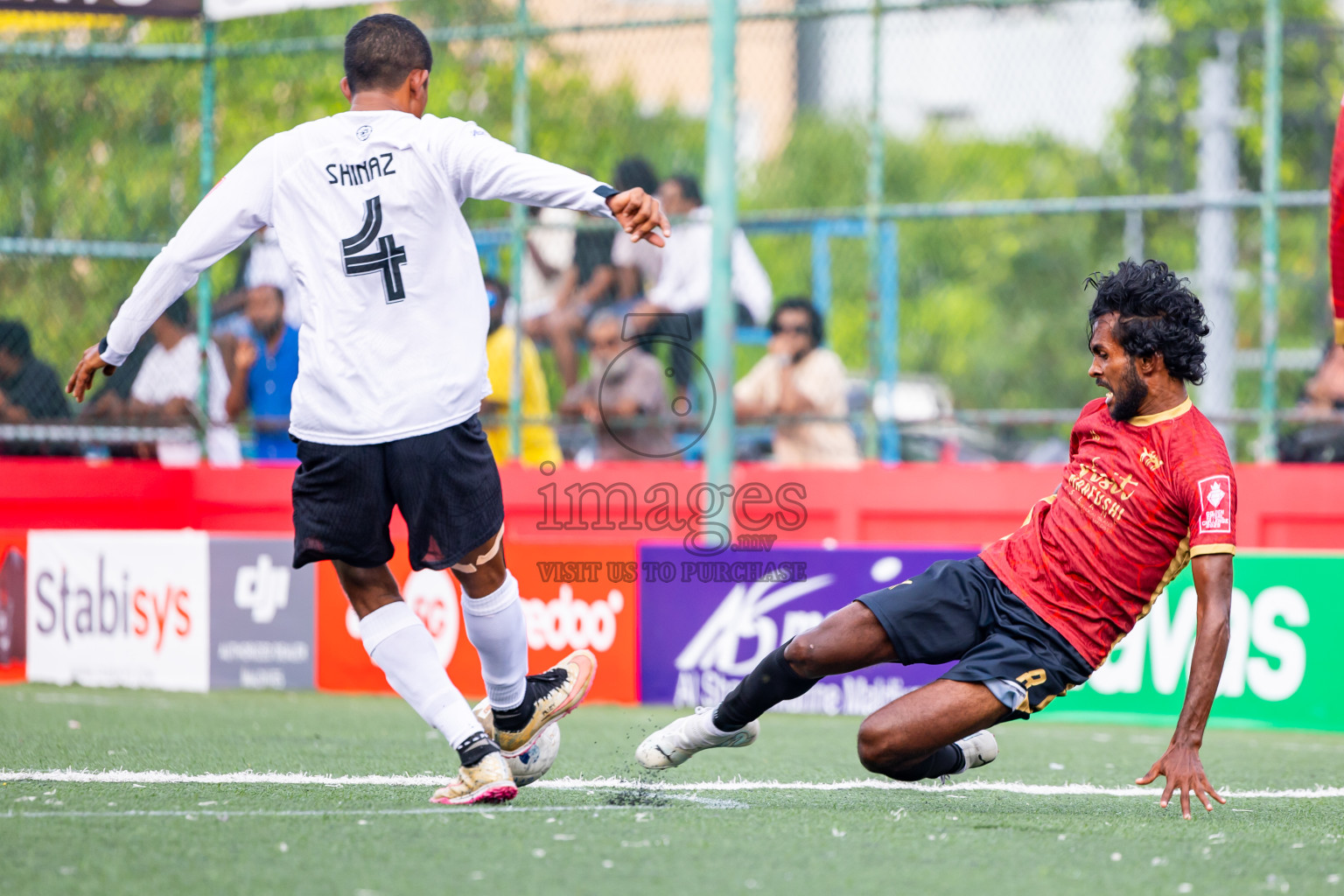 K Dhiffushi vs K Maafushi in Day 15 of Golden Futsal Challenge 2025 was held on Sunday, 19th January 2025, in Hulhumale', Maldives. Photos: Nausham Waheed / images.mv