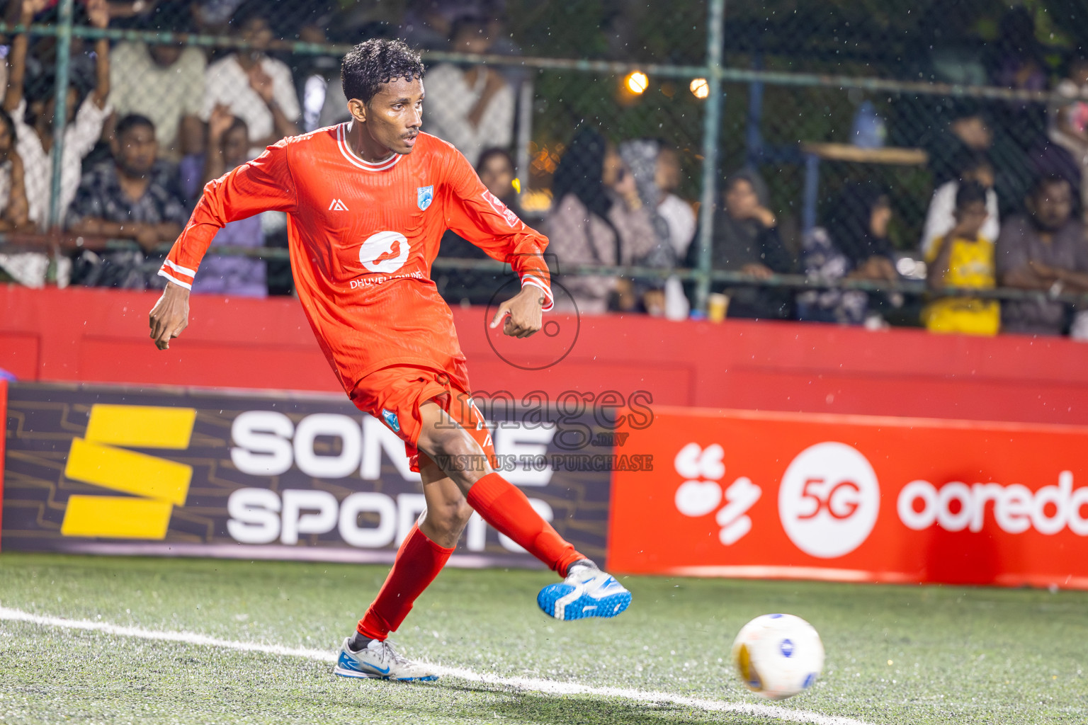 Th Gaadhiffushi vs Th Hirilandhoo  in Day 6 of Golden Futsal Challenge 2025 on Friday, 6th January 2025, in Hulhumale', Maldives
Photos: Ismail Thoriq / images.mv