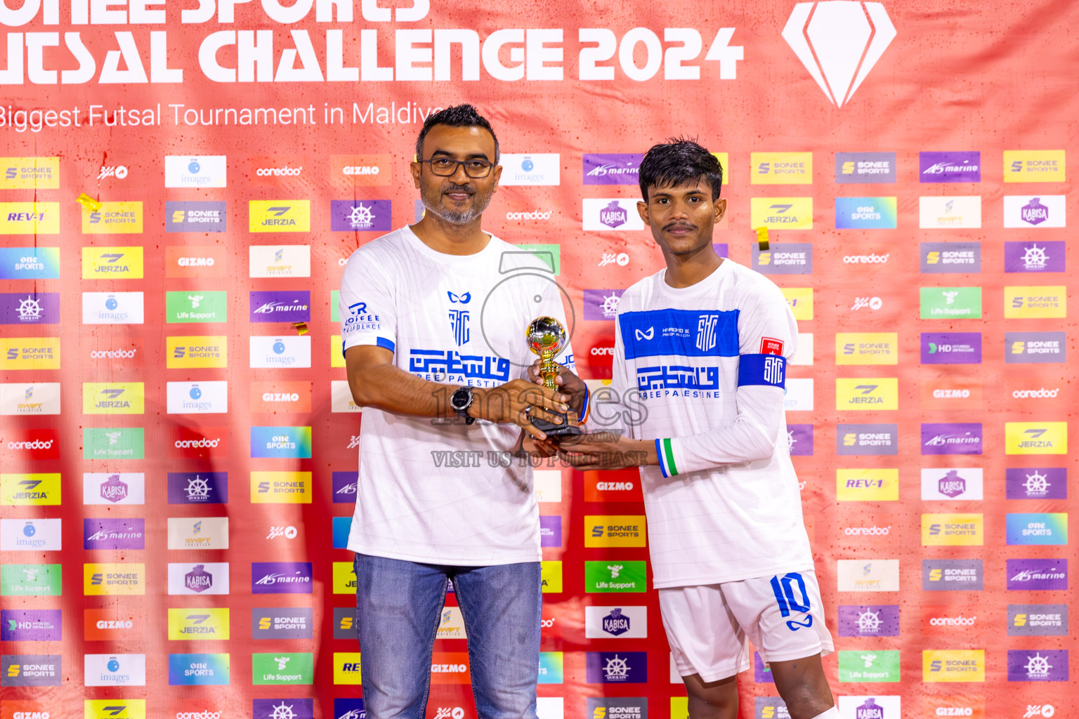 S Feydhoo vs S Hithadhoo in Day 26 of Golden Futsal Challenge 2024 was held on Friday , 9th February 2024 in Hulhumale', Maldives
Photos: Ismail Thoriq / images.mv