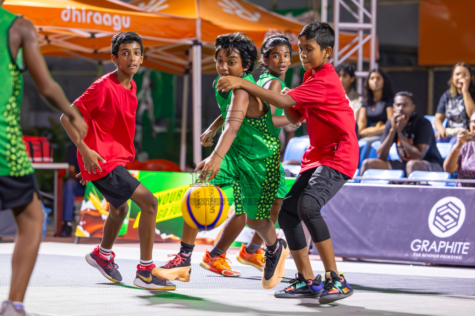 Day 3 of MILO Ramadan 3x3 Challenge 2024 was held in Ekuveni Outdoor Basketball Court at Male', Maldives on Thursday, 14th March 2024.
Photos: Ismail Thoriq / images.mv