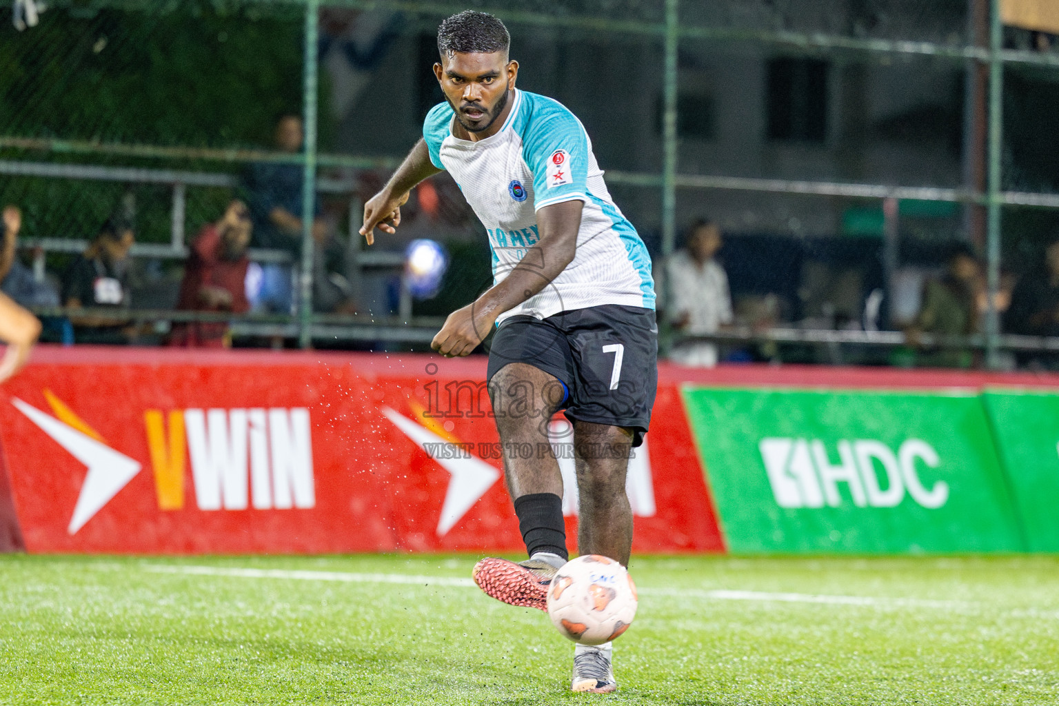 Dhiraagu vs Police Club in Day 9 of Club Maldives Cup 2025 was held in Rehendhi Futsal Ground, Hulhumale', Maldives on Thursday, 9th October 2025. 
Photos: Ismail Thoriq / images.mv
