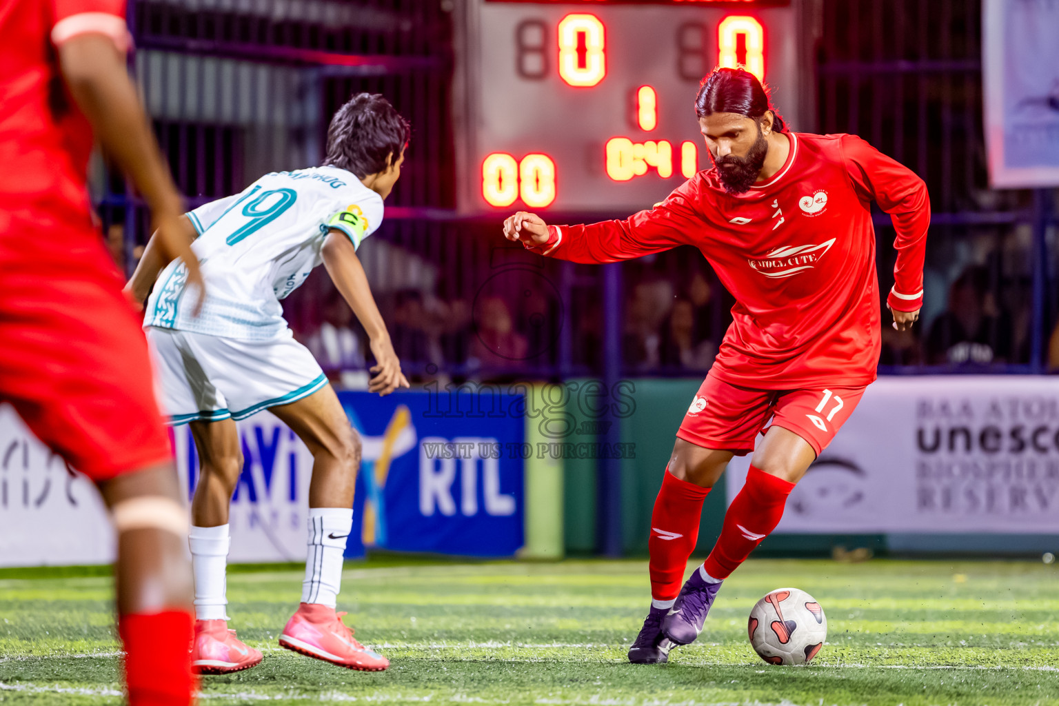 Kamadhoo vs Goidhoo in Day 3 of Better in Baa Futsal Fiesta 2025 Men's division held in B. Eydhafushi, Maldives on Friday, 7th November 2025. Photos: Nausham Waheed / images.mv