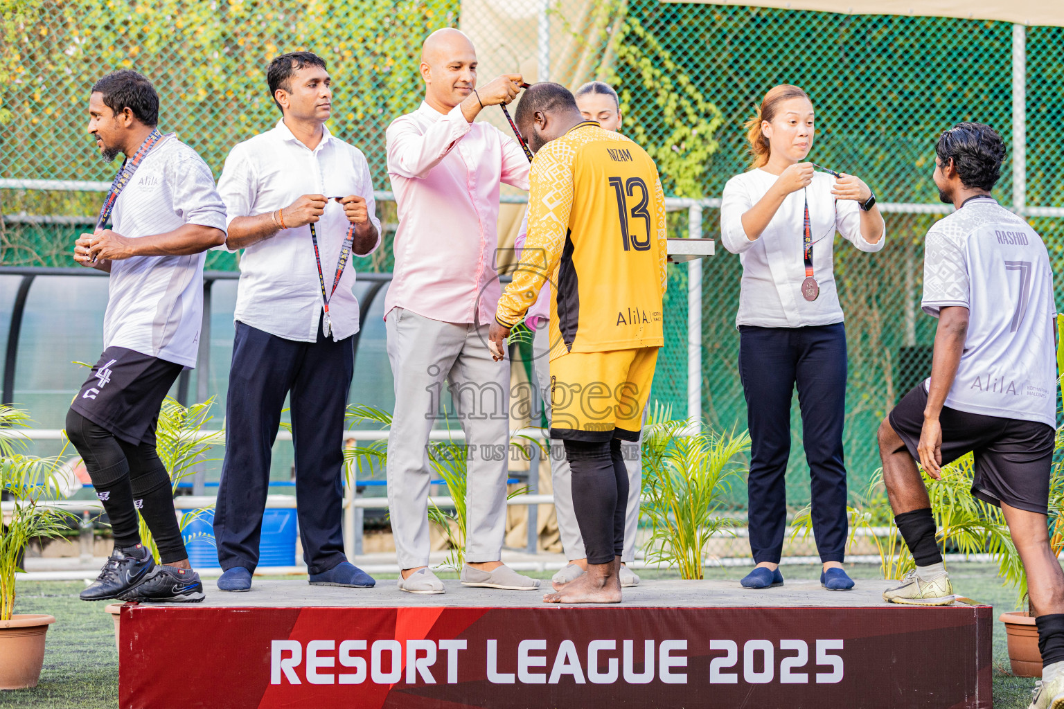 Resort League 2025 Raa Zone - Final Match
Joali vs kothaifaru in Resort League 2025 (Raa Zone) was held on Thursday, 21th august 2025 in JOALI Maldives Resort, Raa Atoll, Maldives. Photos: Areef Adam / images.mv