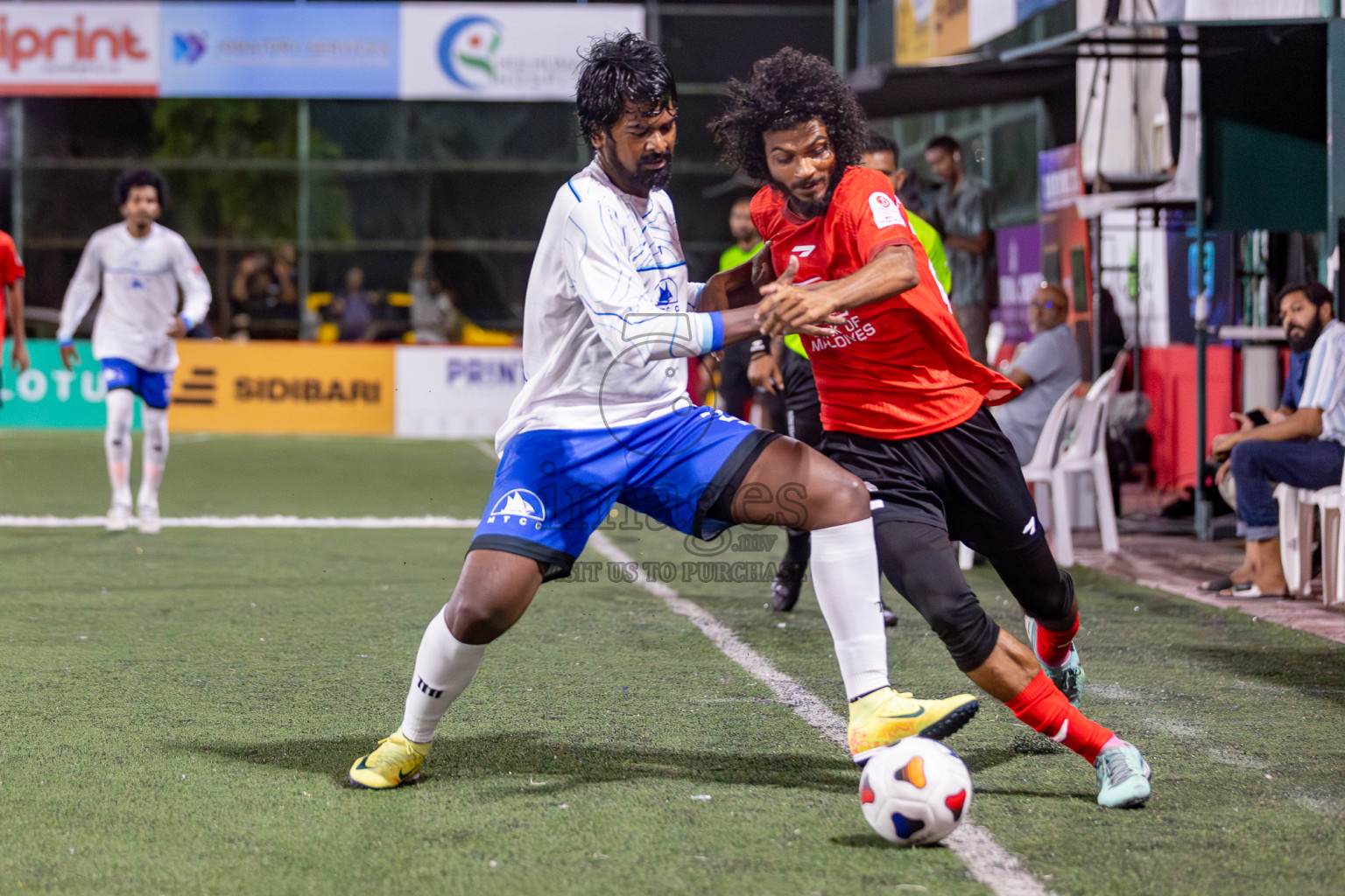 United BML vs Team MTCC in Club Maldives Cup 2024 held in Rehendi Futsal Ground, Hulhumale', Maldives on Saturday, 28th September 2024. 
Photos: Hassan Simah / images.mv