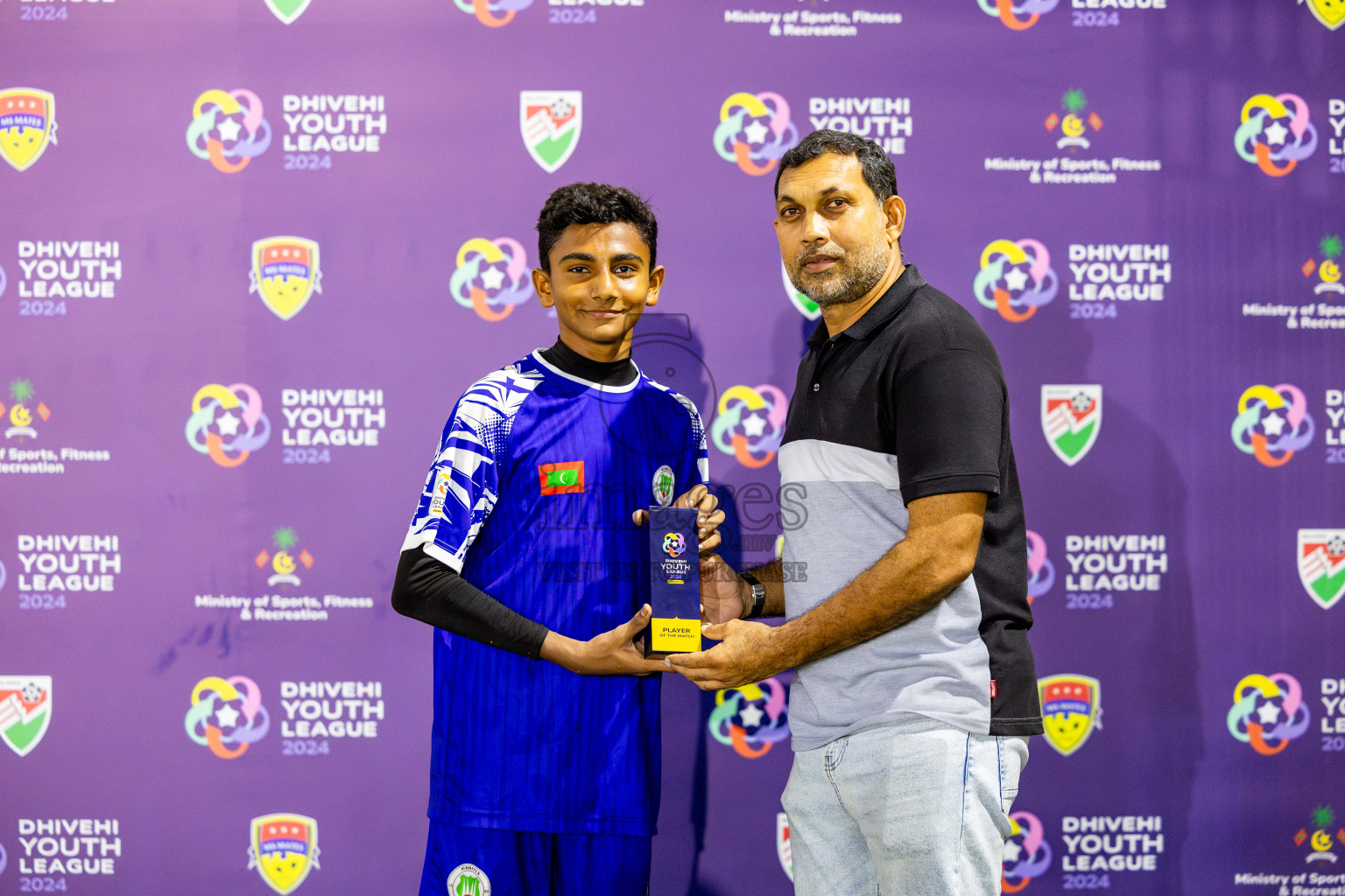 Victory Sports Club vs Hurriyya Sports Club (U12) in Day 9 of Dhivehi Youth League 2024 held at Henveiru Stadium on Saturday, 14th December 2024. Photos: Nausham Waheed / Images.mv