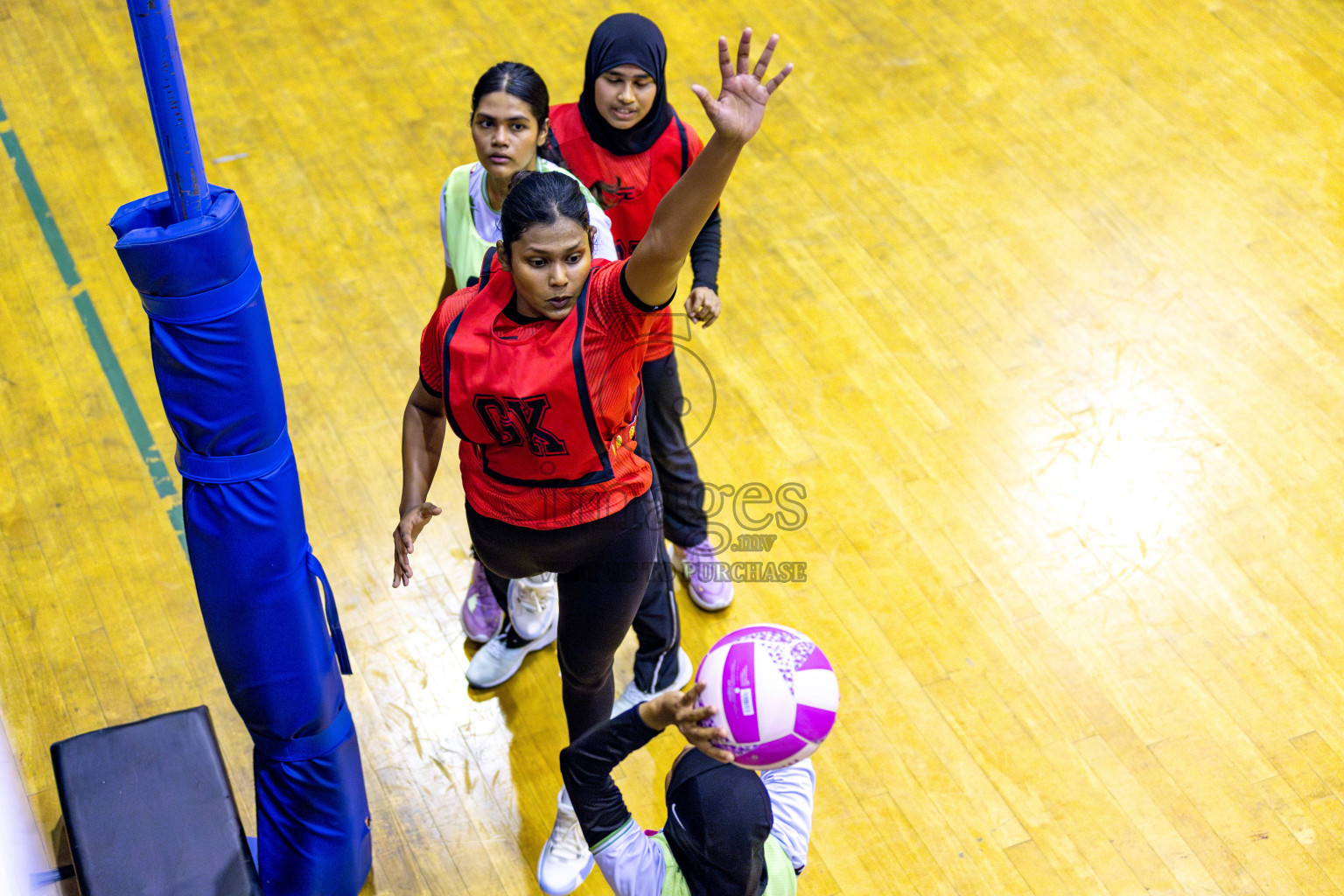 Club Matrix vs Club Green Streets in Division 1 of National Netball Tournament 2025 held in Ekuveni Netball Court at Male', Maldives on Saturday, 24th May 2025. Photos: Hassan Simah / images.mv