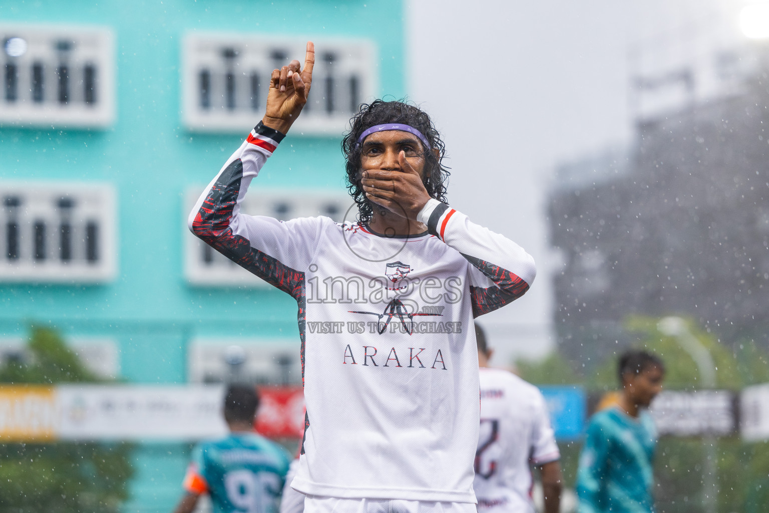 R Inguraidhoo vs R Dhuvaafaru in Day 10 of Golden Futsal Challenge 2025 was held on Tuesday, 14th January 2025, in Hulhumale', Maldives Photos: Nausham Waheed / images.mv