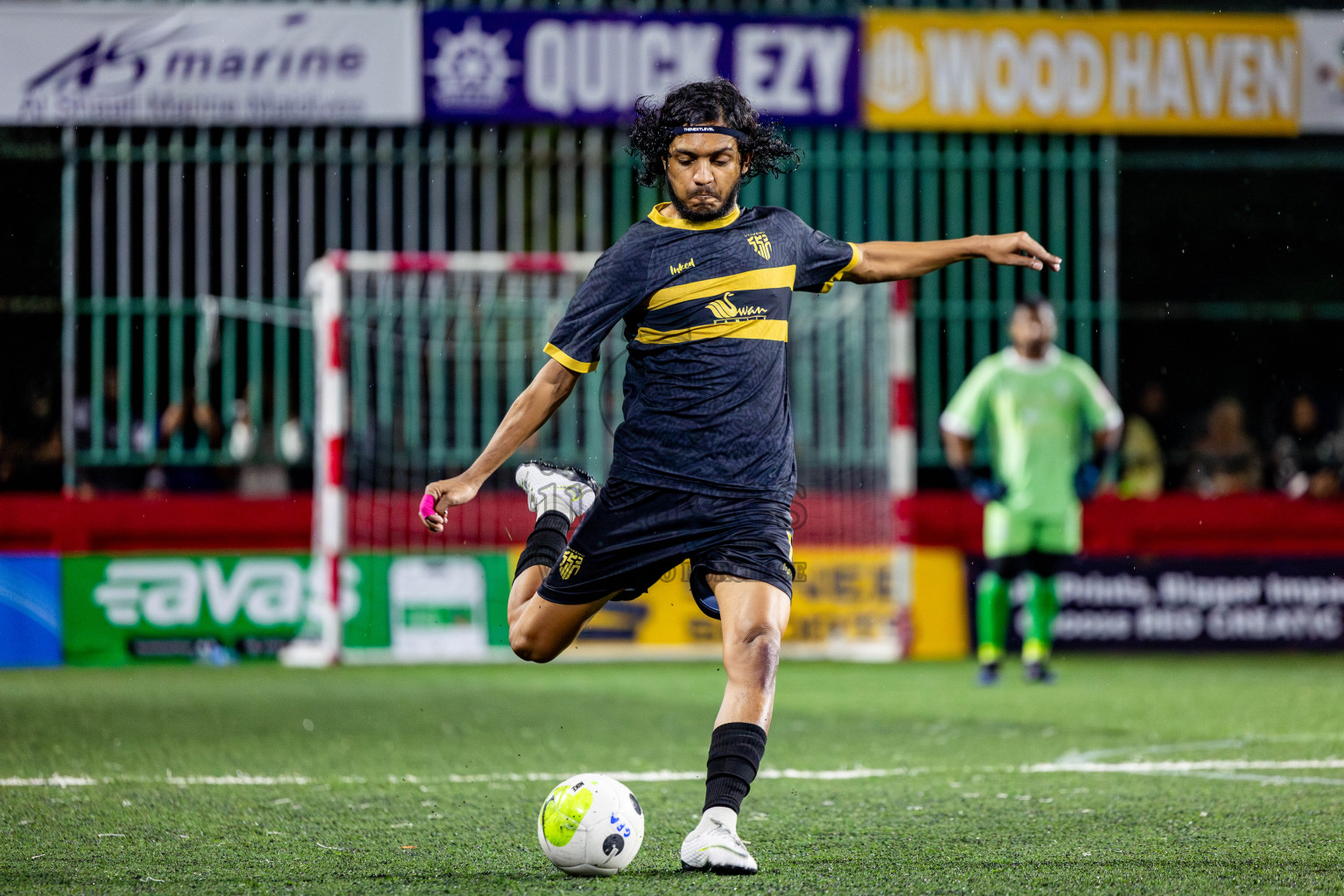 HA Utheem VS HA Ihavandhoo in Day 9 of Golden Futsal Challenge 2025 was held on Monday, 13th January 2025, in Hulhumale', Maldives Photos: Nausham Waheed , Ismail Thoriq / images.mv