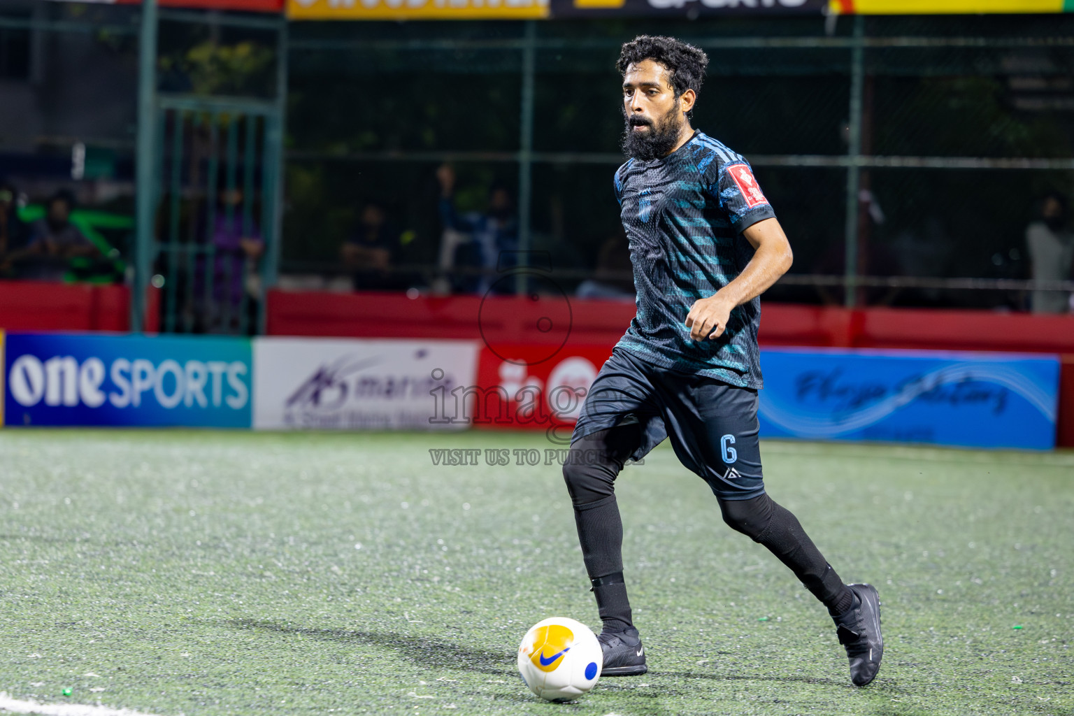 Th Hirilandhoo vs Th Buruni in Day 10 of Golden Futsal Challenge 2025 was held on Tuesday, 14th January 2025, in Hulhumale', Maldives Photos: Ismail Thoriq / images.mv