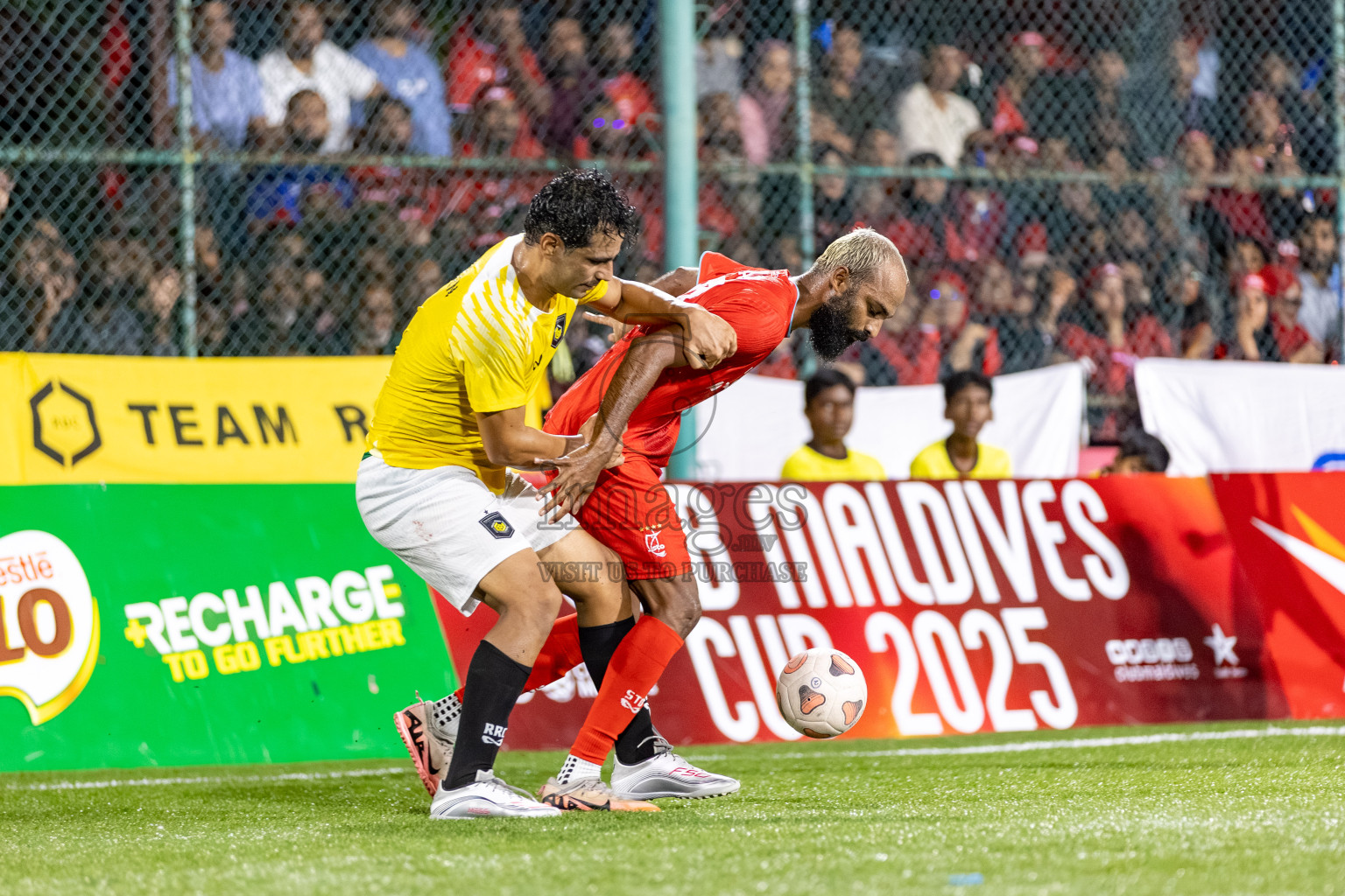 RRC vs STO RC in the Finals of Club Maldives Cup 2025 was held in Rehendhi Futsal Ground, Hulhumale', Maldives on Saturday, 25th October 2025. 
Photos: Hassan Simah / images.mv