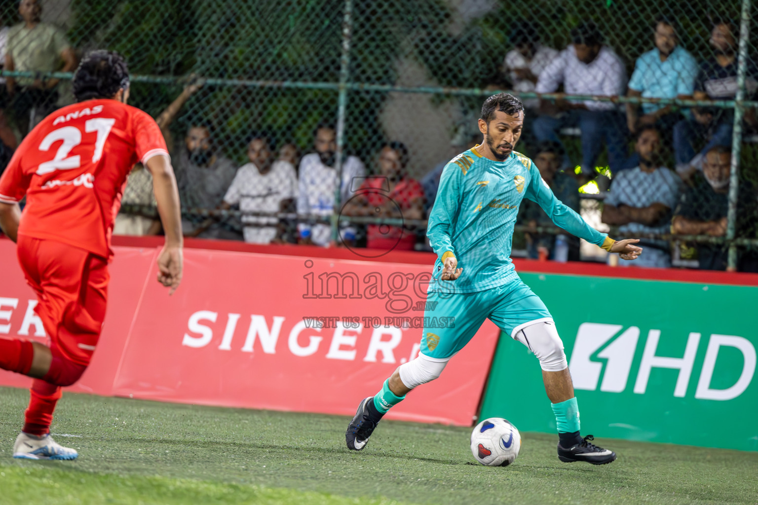 Maldivian vs Ooredoo in Club Maldives Cup 2024 held in Rehendi Futsal Ground, Hulhumale', Maldives on Thursday, 3rd October 2024.
Photos: Ismail Thoriq / images.mv