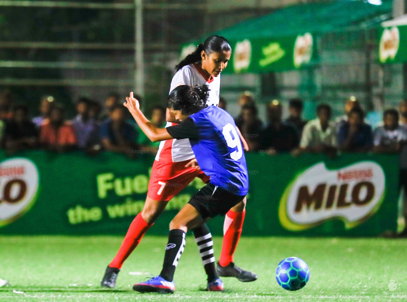 MNDF & MPL in the finals of Milo Women's Futsal Challenge in Male', Maldives, Thursday, July 20, 2017. (Images.mv Photo/ Hussain Sinan). 