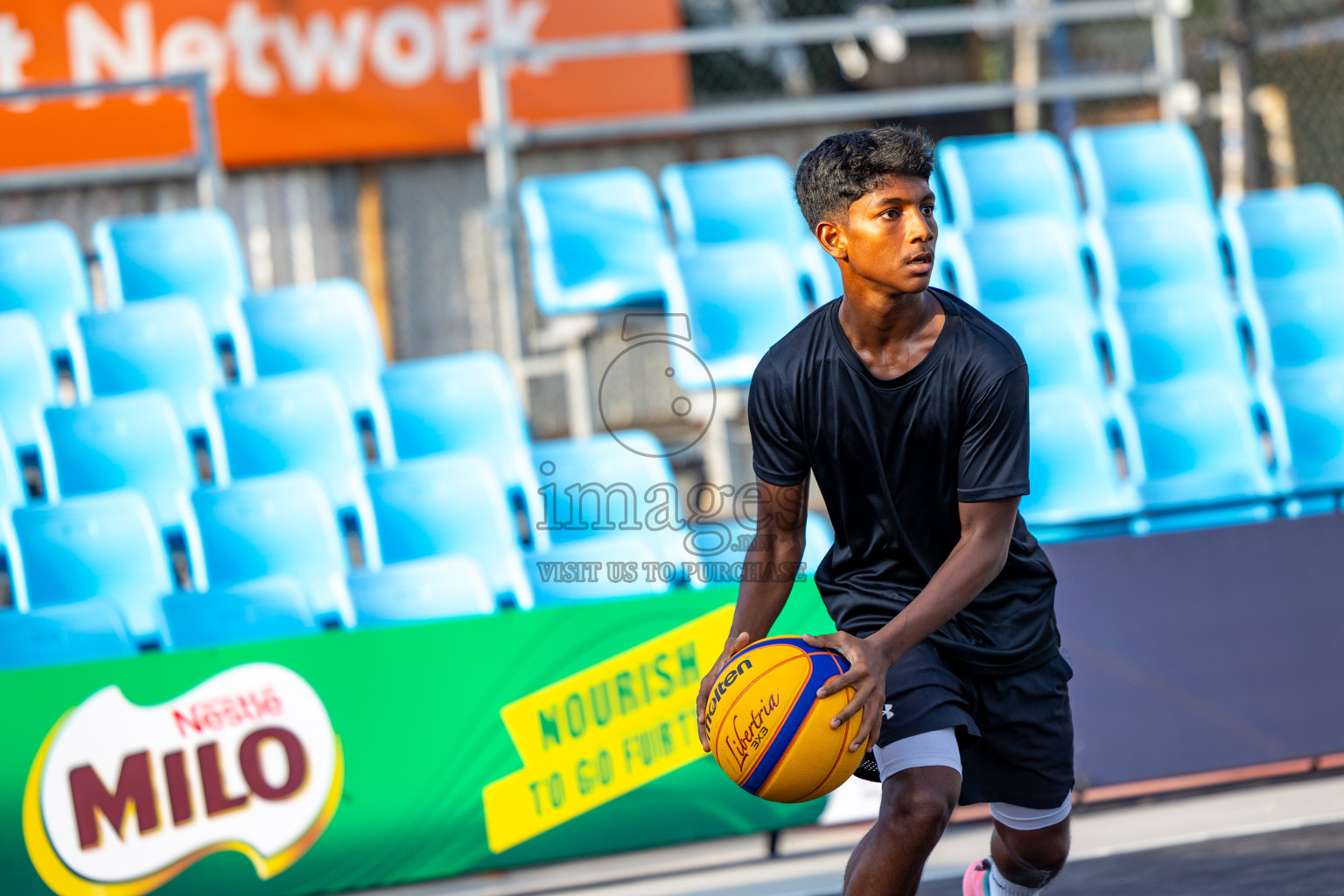 Day 2 of MILO Ramadan 3x3 Challenge 2024 was held in Ekuveni Outdoor Basketball Court at Male', Maldives on Wednesday, 13th March 2024.
Photos: Ismail Thoriq / images.mv