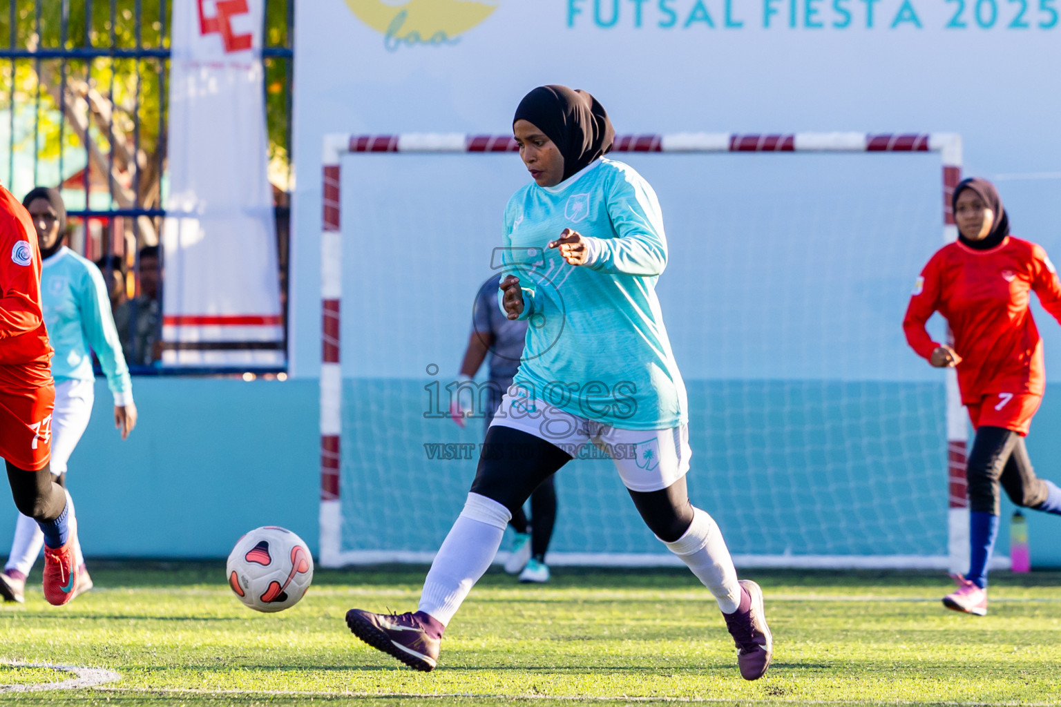 Dhonfanu vs Eydhafushi in Day 1 of Better in Baa Futsal Fiesta 2025 Woman's division held in B. Eydhafushi, Maldives on Wednesday, 5th November 2025. Photos: Nausham Waheed / images.mv