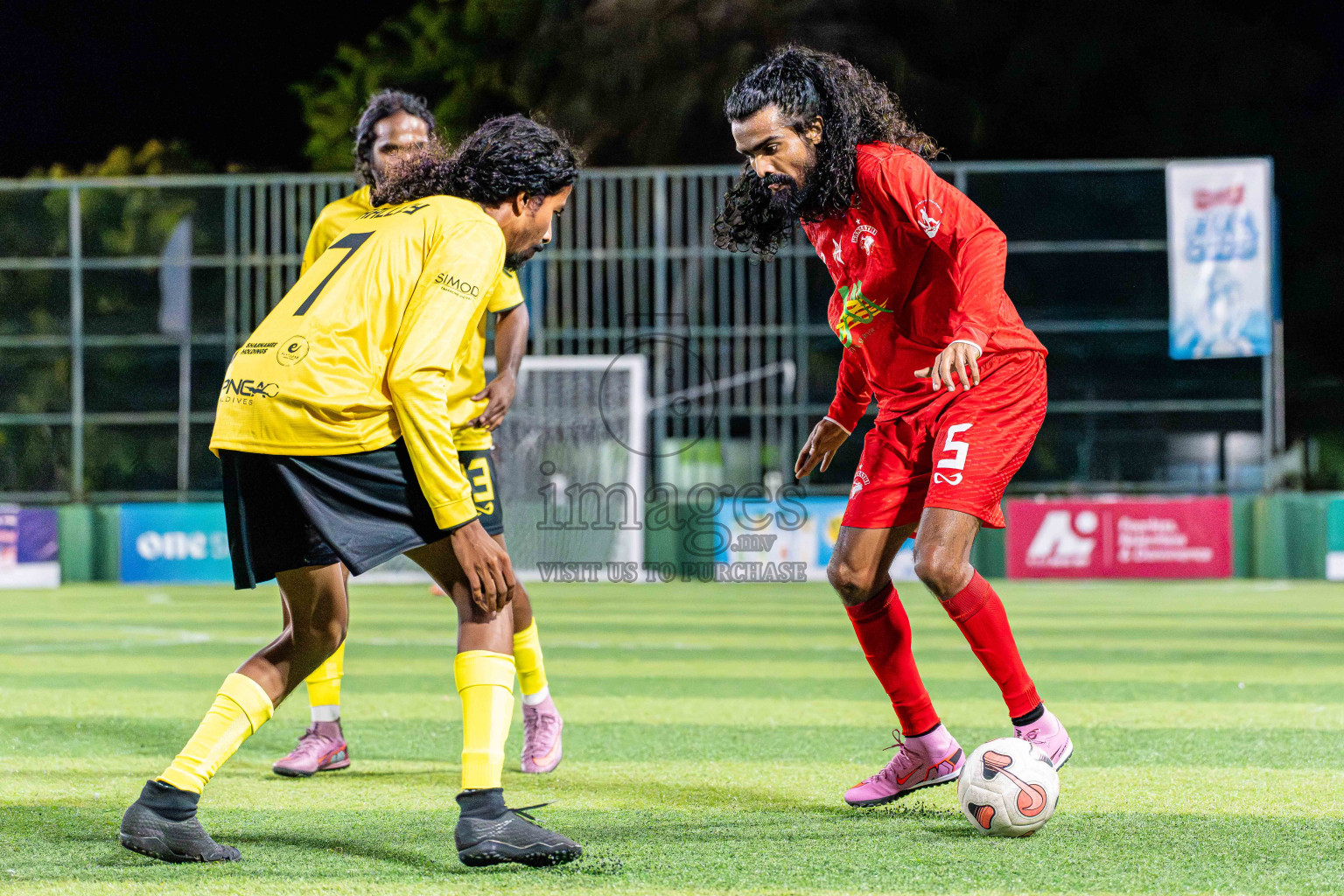 Kanmathi SC VS Kanmathi FC in Day 5 - Fonadhoo Youth Futsal Challenge 2025 held in Fonadhoo Futsal Stadium, L. Fonadhoo, Maldives on Thursday, 30th October 2025 Photos: Arif Rasheed / images.mv