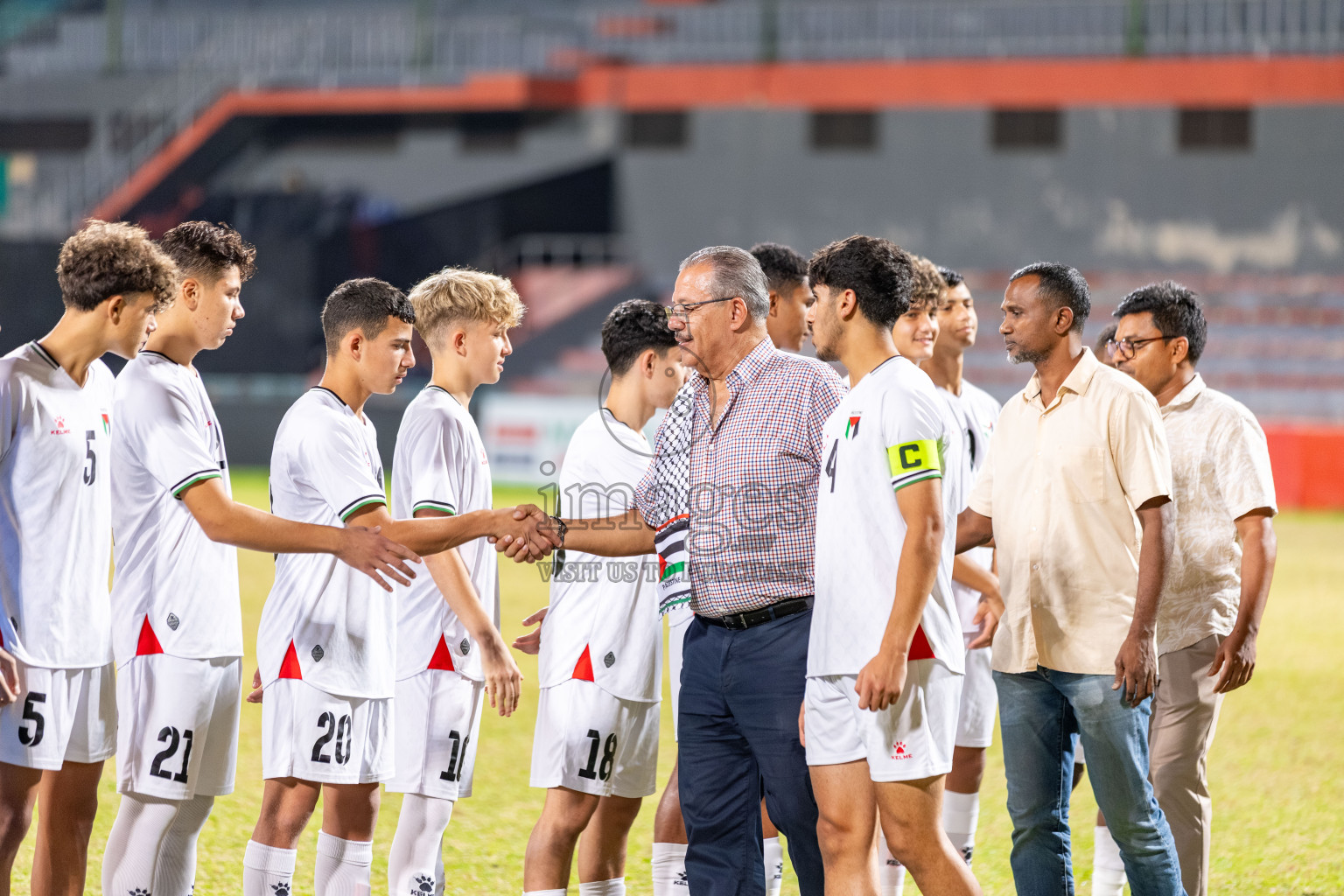 Maldives vs Palestine in the second under 17 friendly held in National Football Stadium, Male', Maldives on Saturday, 15 November 2025. 
Photos: Mohamed Mahfooz Moosa / Images.mv