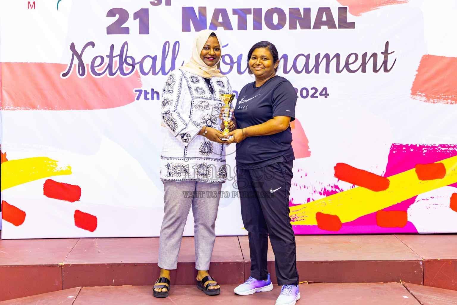 Sports Club Skylark vs Youth United Sports Club in Final of 21st National Netball Tournament was held in Social Canter at Male', Maldives on Monday, 13th May 2024. Photos: Nausham Waheed / images.mv