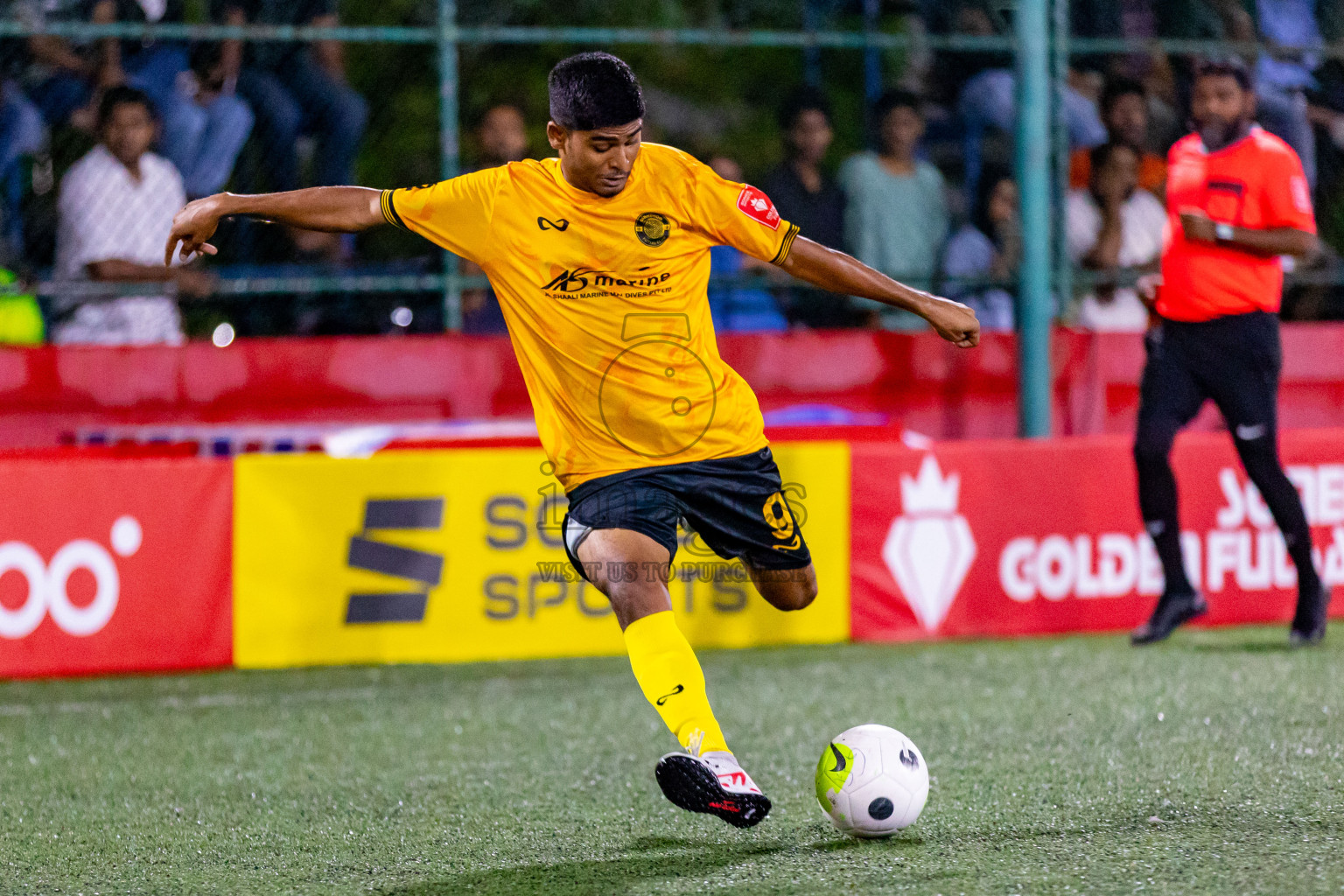 GDh. Thinadhoo  VS  GDh. Gadhdhoo in Day 17 of Golden Futsal Challenge 2024 was held on Wednesday, 31st January 2024, in Hulhumale', Maldives Photos: Hassan Simah / images.mv