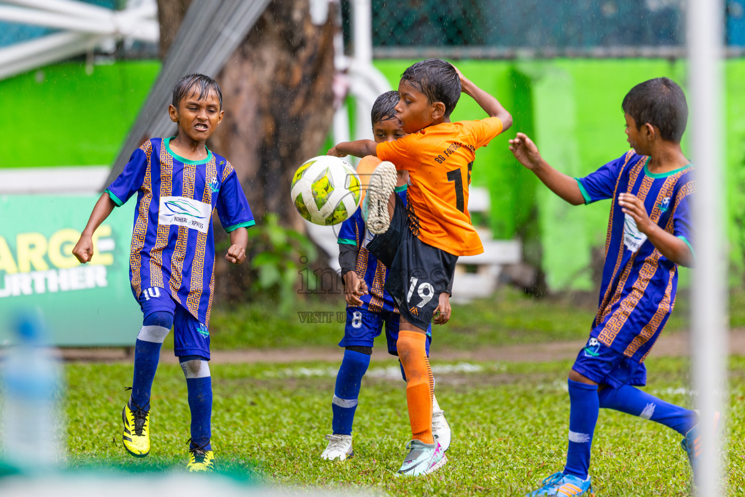 Day 3 of MILO SVAM Juniors 2025 (U-8) was held at Henveiru Stadium in Male', Maldives on Saturday, 28th June 2025. Photos: Ismail Thoriq / images.mv