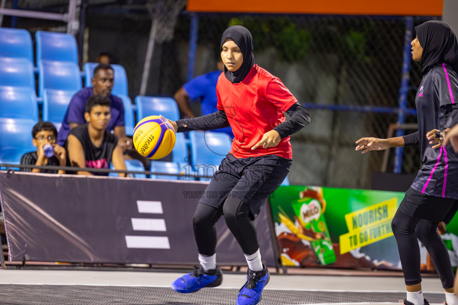 Day 2 of MILO Ramadan 3x3 Challenge 2024 was held in Ekuveni Outdoor Basketball Court at Male', Maldives on Wednesday, 13th March 2024.
Photos: Ismail Thoriq / images.mv