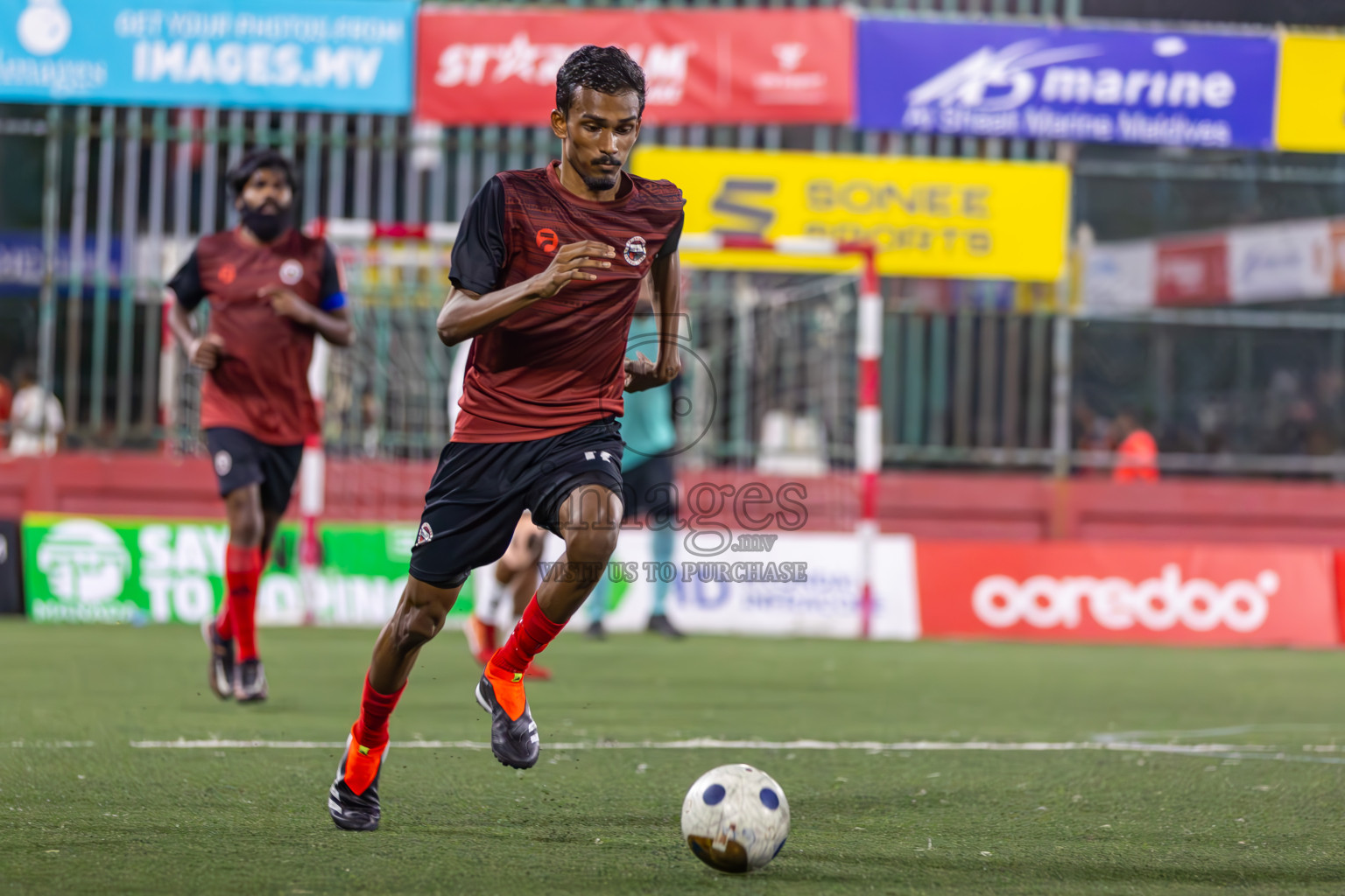 Th Omadhoo vs L Isdhoo on Day 37 of Golden Futsal Challenge 2024 was held on Thursday, 22nd February 2024, in Hulhumale', Maldives
Photos: Ismail Thoriq / images.mv