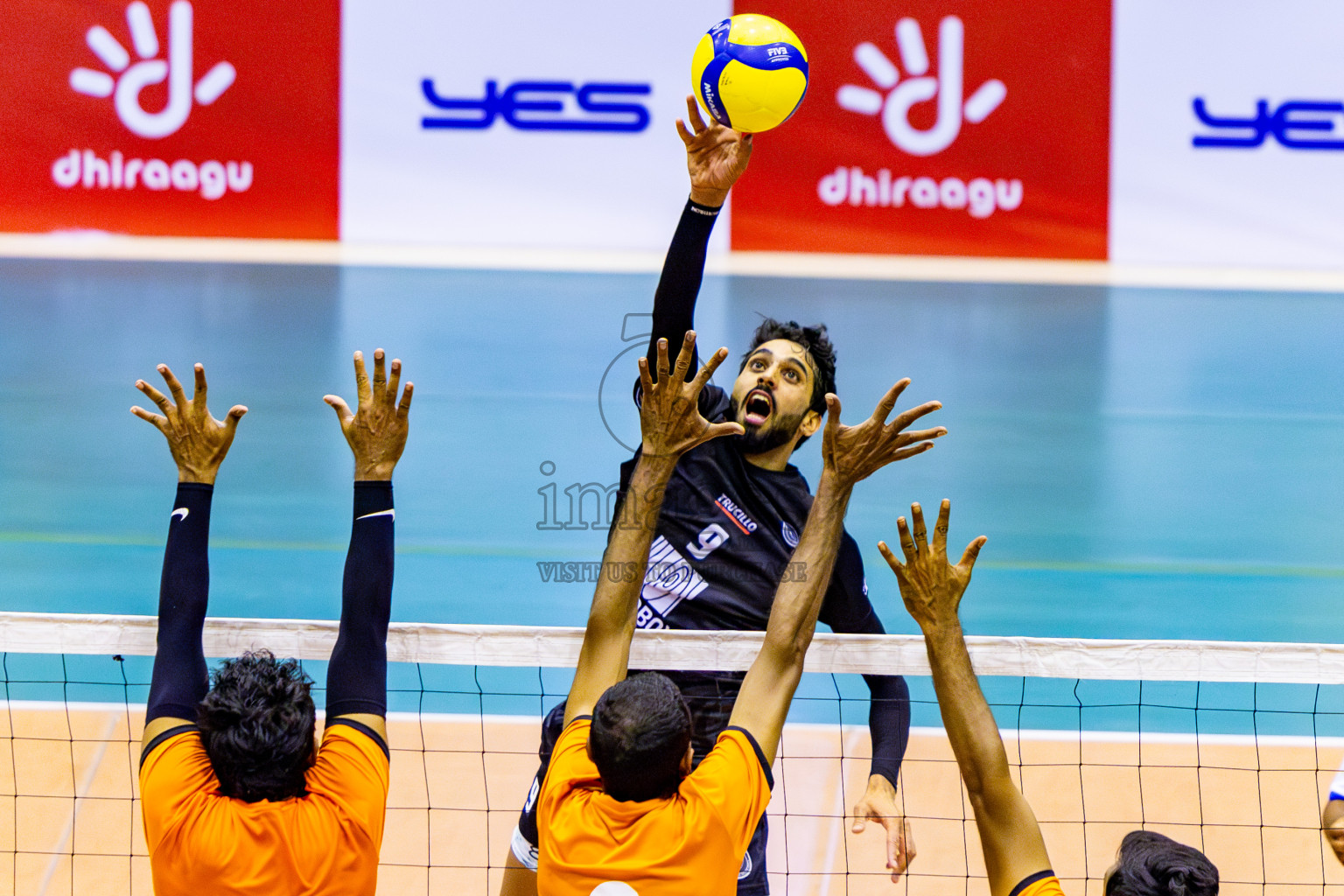 Sports Club City vs Dhivehi Sifainge Club in Semi Final of MILO VAM Cup 2024 Men's Division was held in Social Center Indoor Hall on Friday, 1st September 2024. Photos: Nausham Waheed / images.mv