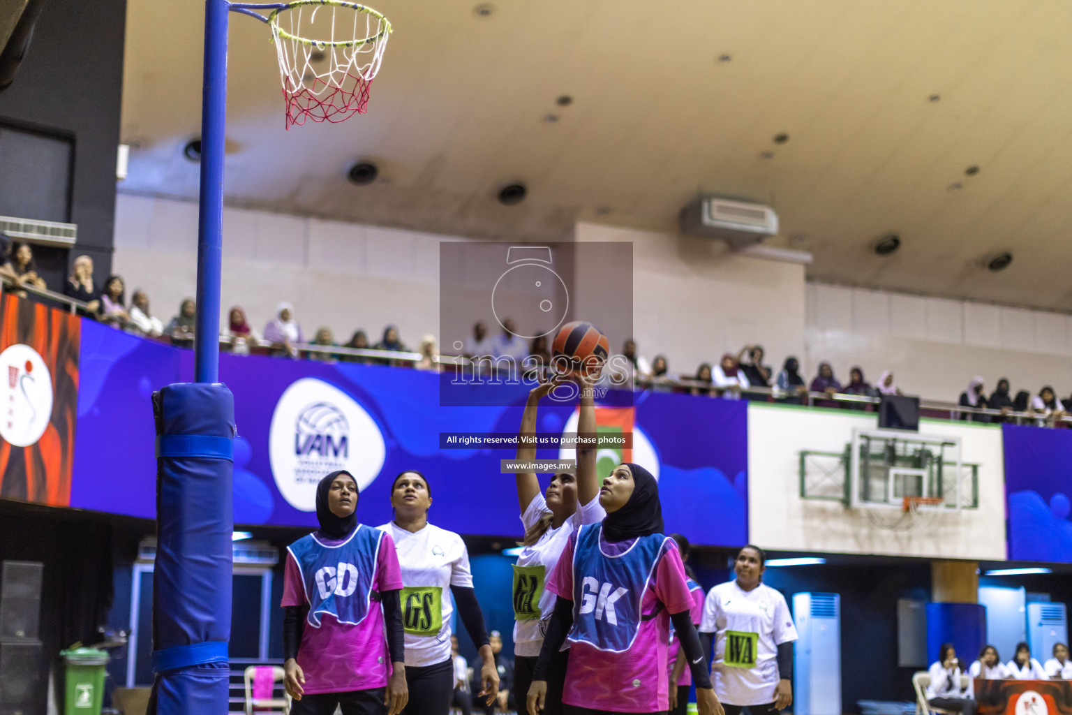 Sports Club Shining Star vs Club Green Streets in the Milo National Netball Tournament 2022 on 17 July 2022, held in Social Center, Male', Maldives. Photographer: Hassan Simah / Images.mv