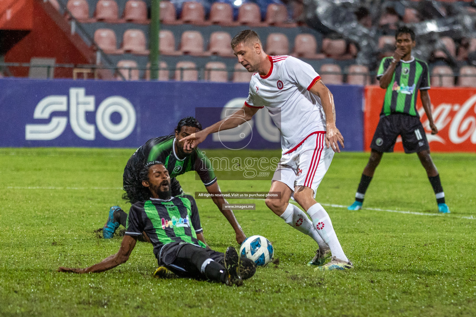 JJ Sports Club vs Buru Sports Club in the 2nd Division 2022 on 18th July 2022, held in National Football Stadium, Male', Maldives Photos: Hassan Simah / Images.mv