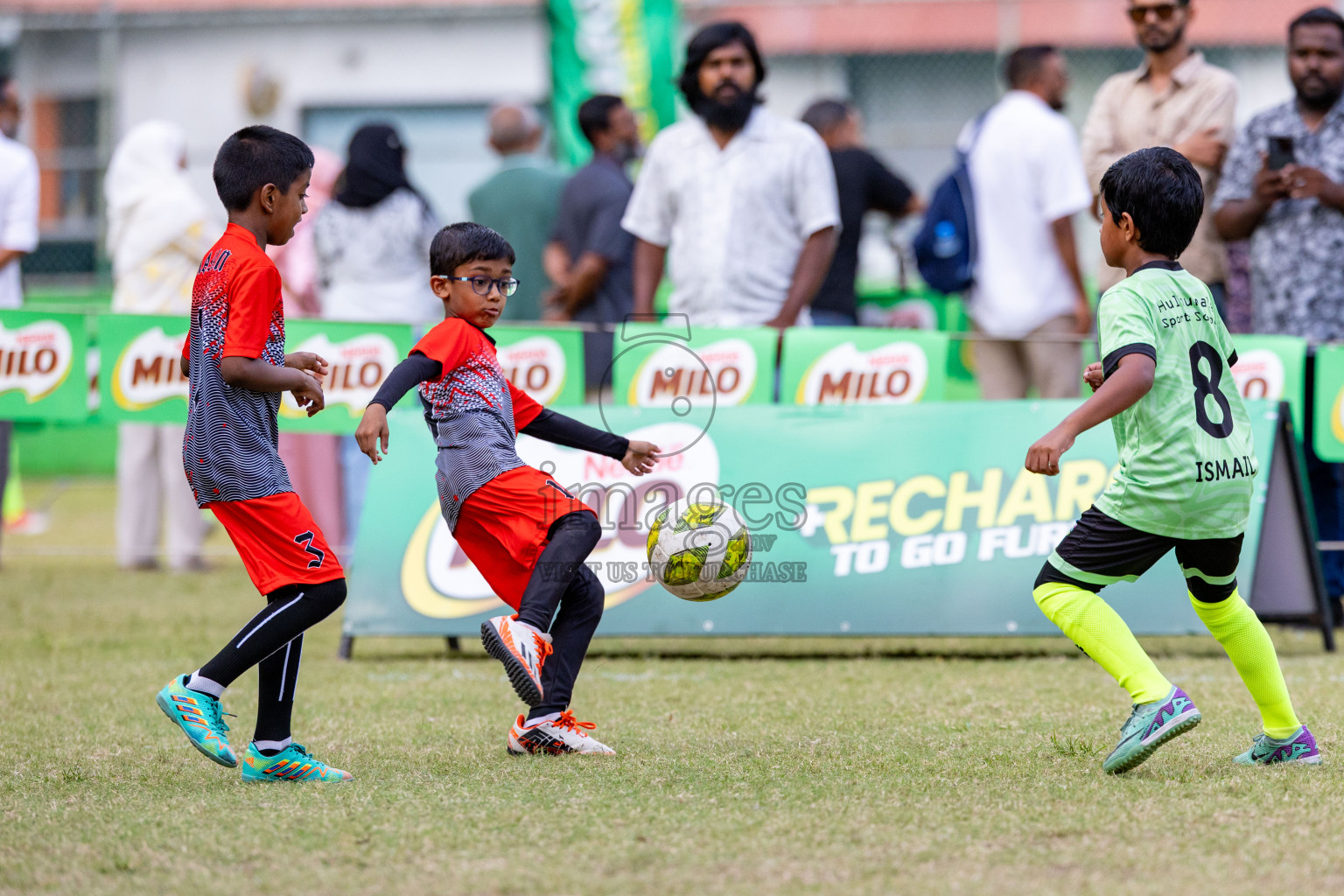 Day 2 of MILO SVAM Juniors 2025 (U-8) was held at Henveiru Stadium in Male', Maldives on Friday, 27th June 2025. 

Photos: Hassan Simah / images.mv