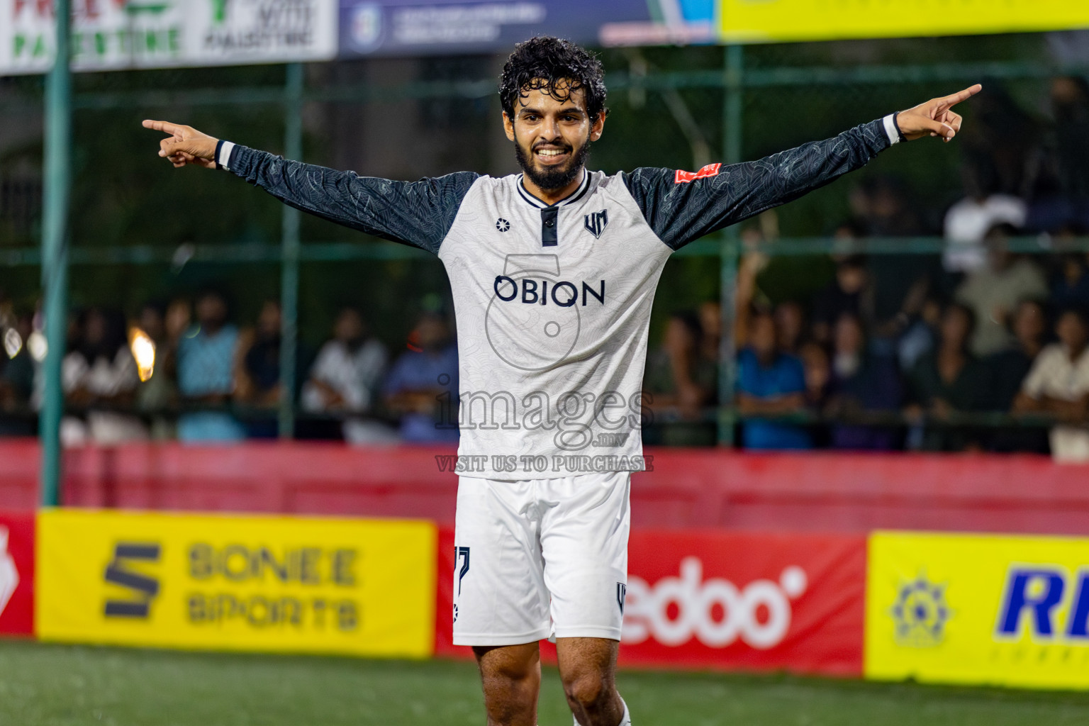 Machchangoalhi VS Vilimale on Day 36 of Golden Futsal Challenge 2024 was held on Wednesday, 21st February 2024, in Hulhumale', Maldives 
Photos: Hassan Simah/ images.mv