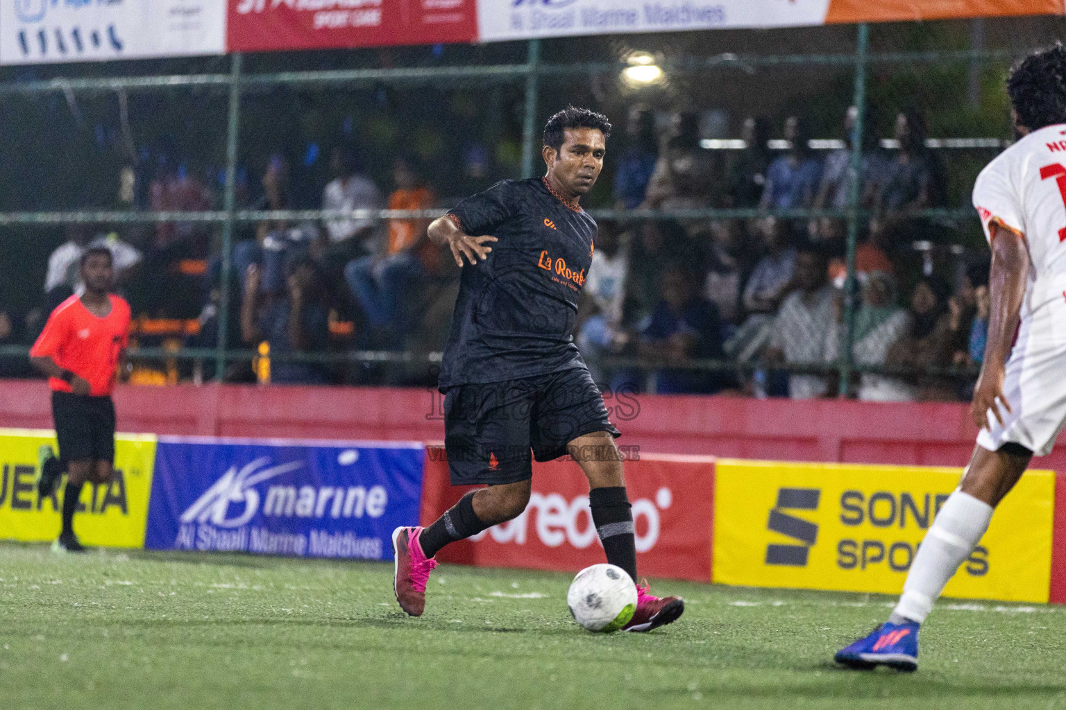 L Isdhoo vs L Mundoo in Day 20 of Golden Futsal Challenge 2024 was held on Saturday , 3rd February 2024 in Hulhumale', Maldives Photos: Nausham Waheed / images.mv