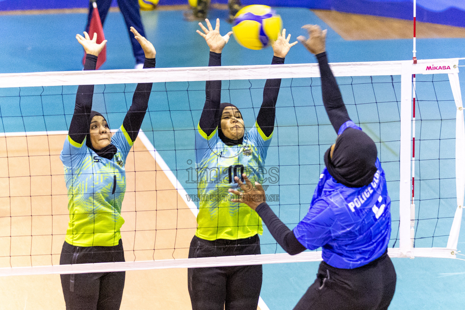 Final of Women's Division of Volleyball Association Cup 2023 held in Male', Maldives on Tuesday, 9th January 2024 at Social Center Indoor Hall Photos By: Nausham Waheed /images.mv