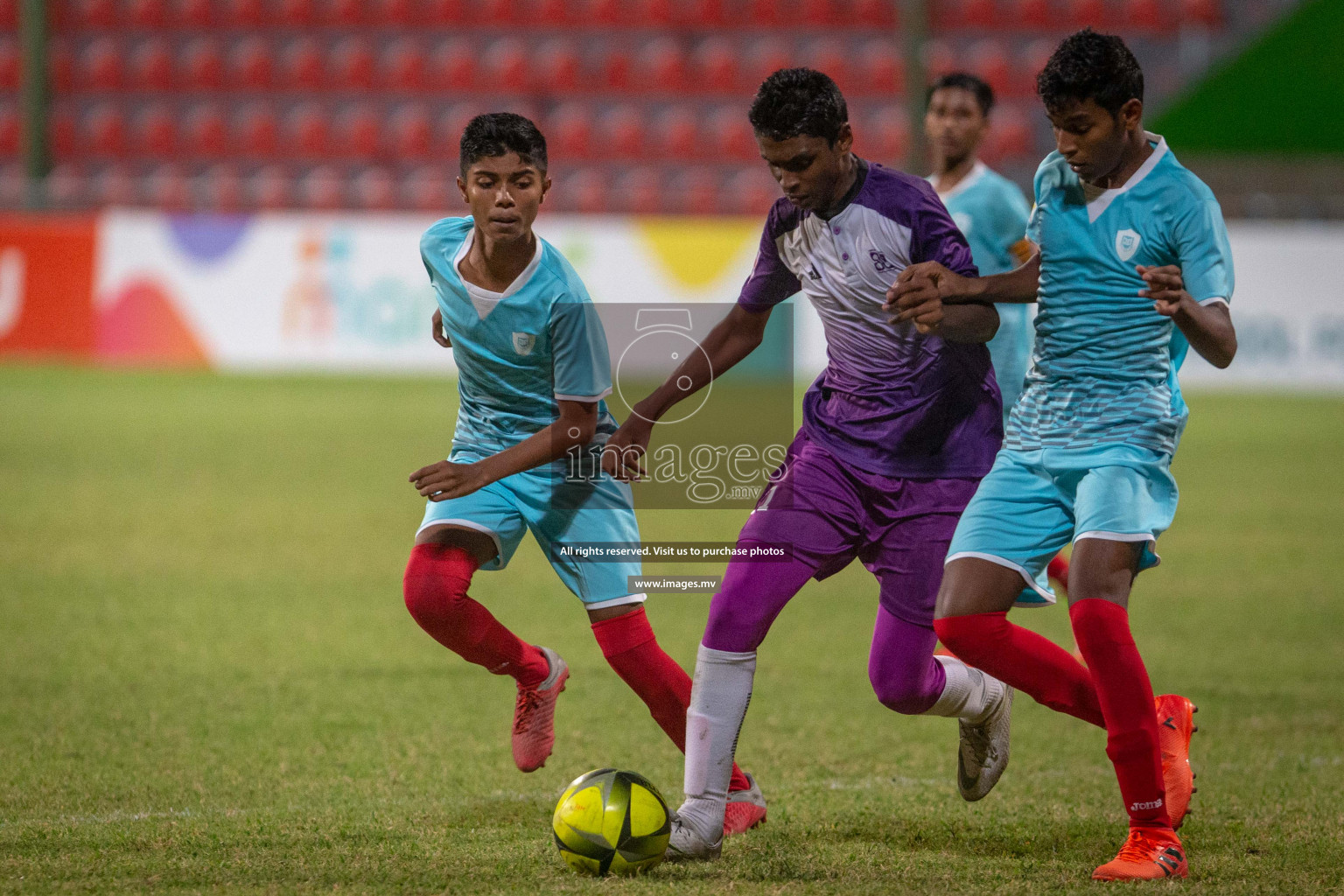 Hiriya School vs Rehendhi School in the Semi Final of MAMEN Inter School Football Tournament 2019 (U15) in Male, Maldives on 17th March 2019, Sunday Photos: Ismail Thoriq / images.mv
