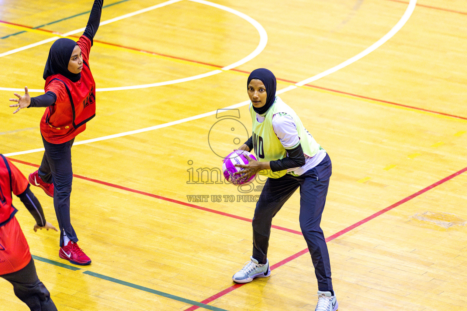 Club Matrix vs Club Green Streets in Division 1 of National Netball Tournament 2025 held in Ekuveni Netball Court at Male', Maldives on Saturday, 24th May 2025. Photos: Hassan Simah / images.mv