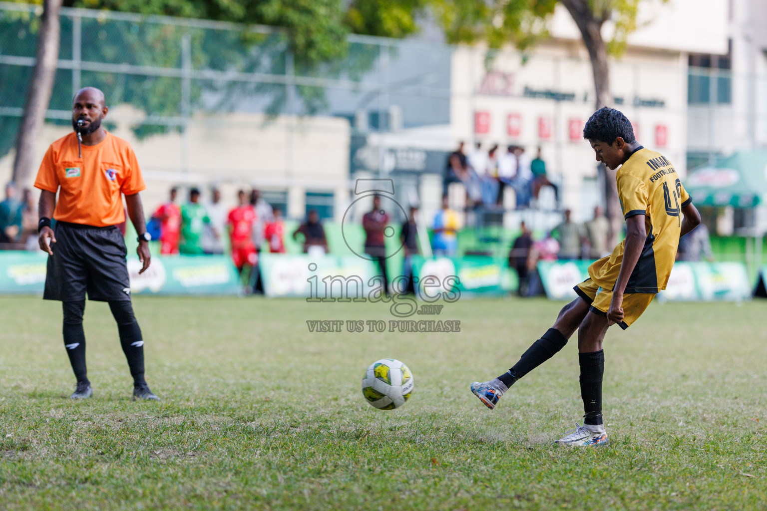 Day 4 of MILO Academy Championship 2025 (U14) was held on Sunday, 2nd November 2025 at Henveiru Football Grounds, Male', Maldives . 
Photos: Hassan Simah / images.mv