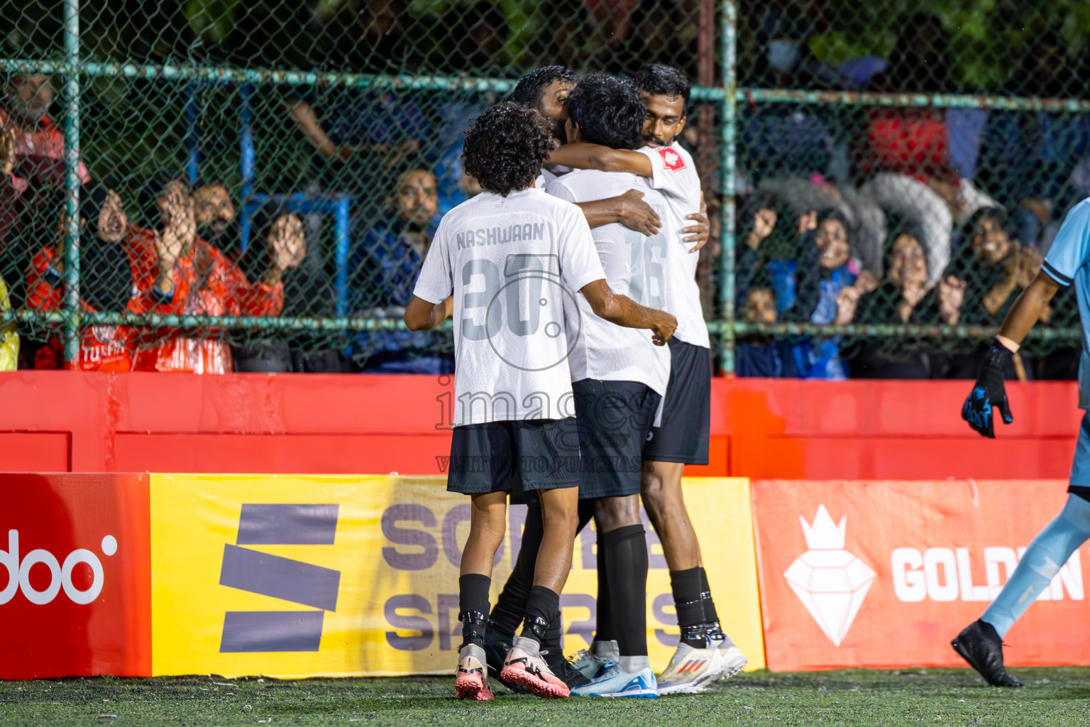 Th Hirilandhoo vs Th Omadhoo in Atoll Round Semi Final on Day 22 of Golden Futsal Challenge 2025 was held on Sunday , 26th January 2025, in Hulhumale', Maldives.
Photos: Ismail Thoriq / images.mv