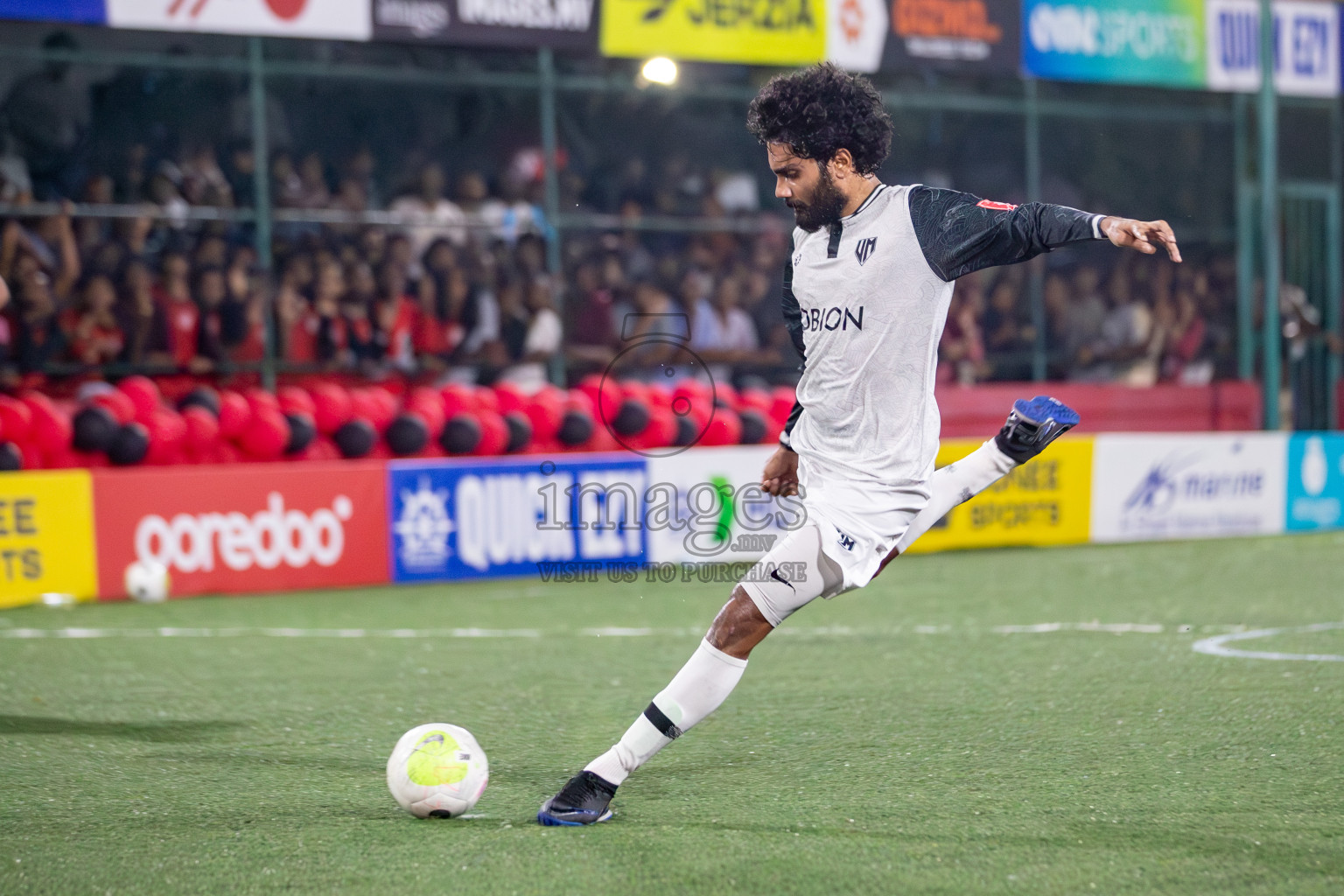 Vilimale vs L Gan in Semi Finals of Golden Futsal Challenge 2024 which was held on Friday, 1st March 2024, in Hulhumale', Maldives. 
Photos: Hassan Simah / images.mv