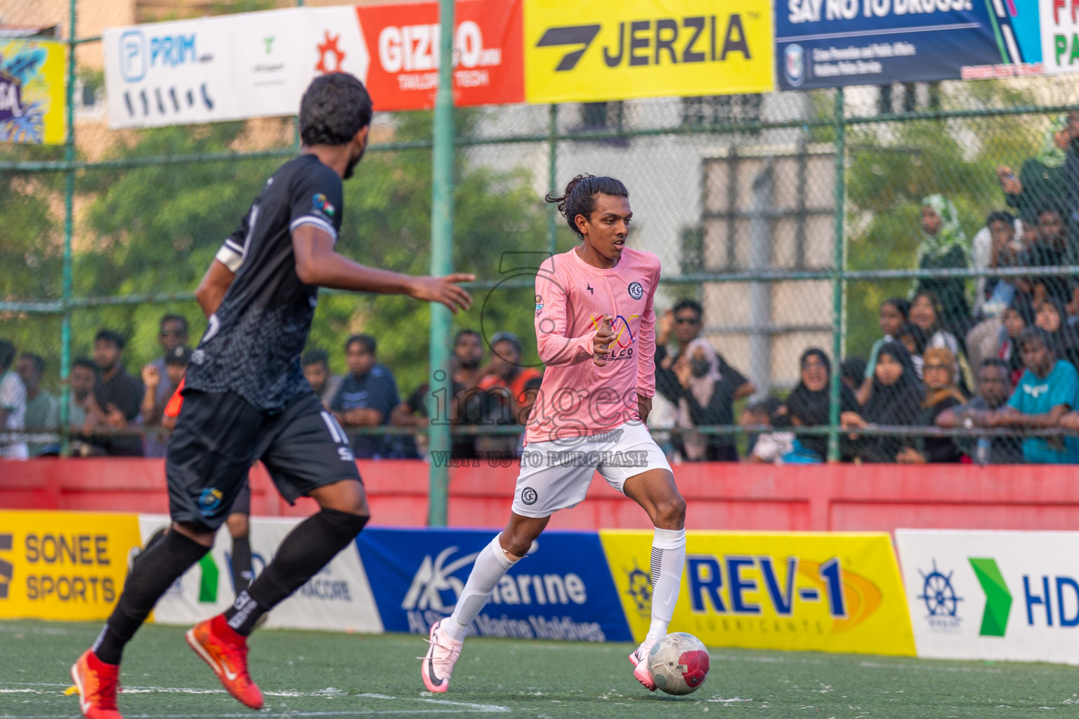 K Dhiffushi vs K Gulhi in Day 19 of Golden Futsal Challenge 2024 was held on Friday, 2nd February 2024, in Hulhumale', Maldives
Photos: Ismail Thoriq / images.mv