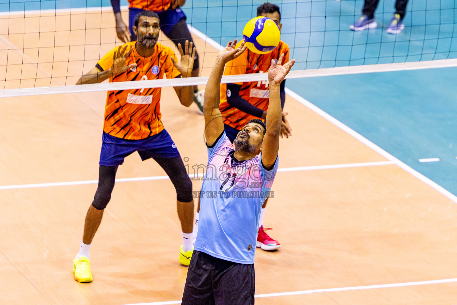 Sports Club City vs Blues for Volleyball in Day 2 of MILO VAM Cup 2024 Men's Division was held in Social Center Indoor Hall on Tuesday, 29th October 2024. Photos: Nausham Waheed / images.mv