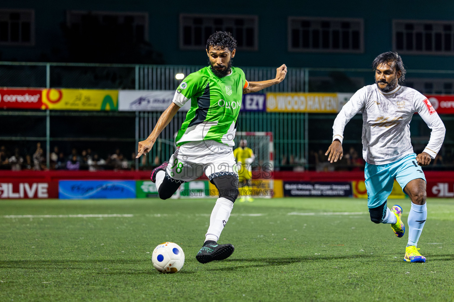 HDh Naivaadhoo vs HDh Makunudhoo in Atoll Round Semi-Final on Day 23 of Golden Futsal Challenge 2025 was held on Monday , 27th January 2025, in Hulhumale', Maldives. Photos: Nausham Waheed / images.mv