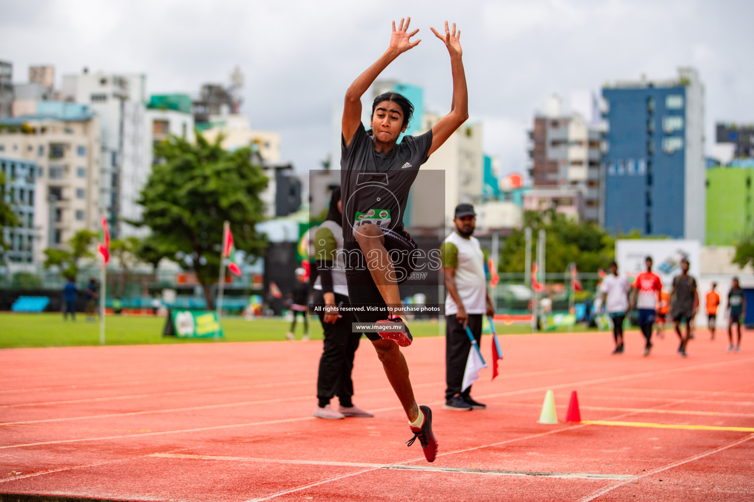 Day 2 of National Athletics Championship 2023 was held in Ekuveni Track at Male', Maldives on Friday, 24th November 2023. Photos: Hassan Simah / images.mv