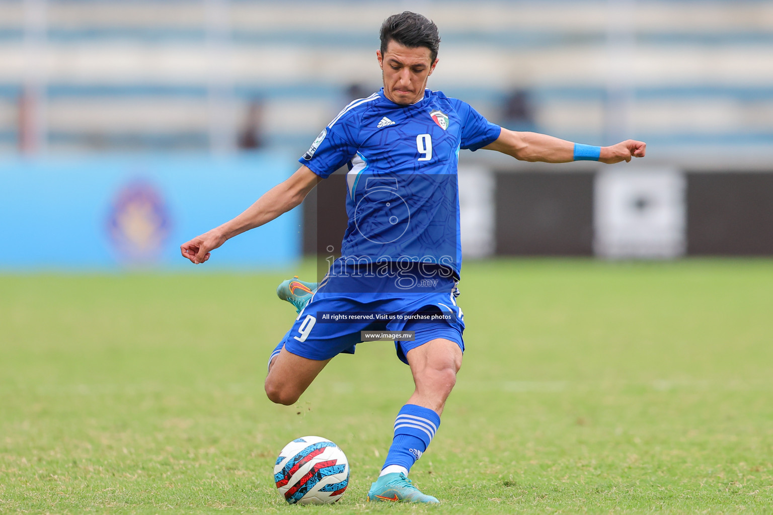 Kuwait vs Bangladesh in the Semi-final of SAFF Championship 2023 held in Sree Kanteerava Stadium, Bengaluru, India, on Saturday, 1st July 2023. Photos: Nausham Waheed, Hassan Simah / images.mv