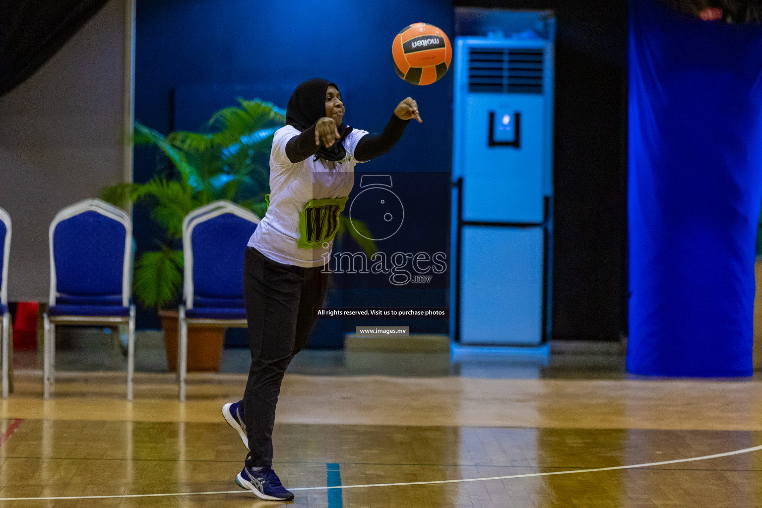 Sports Club Shining Star vs Club Green Streets in the Milo National Netball Tournament 2022 on 17 July 2022, held in Social Center, Male', Maldives. Photographer: Hassan Simah / Images.mv