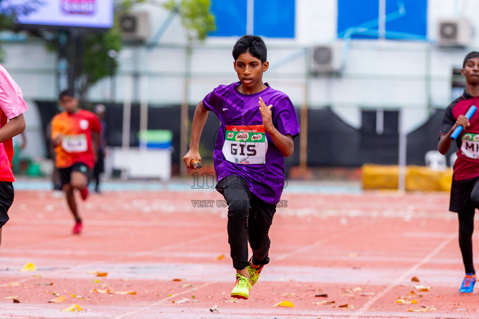 Day 6 of Inter-school Athletics Championship 2025 held in Ekuveni Synthetic Track, Male', Maldives on Sunday, 12th October 2025. Photos by: Nausham Waheed / Images.mv