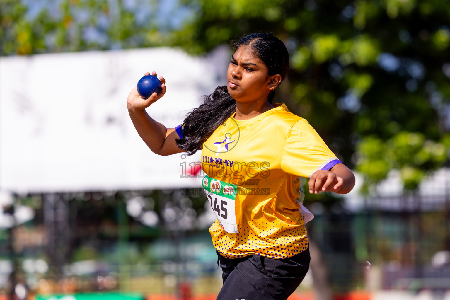 Day 3 of Inter-school Athletics Championship 2025 held in Ekuveni Synthetic Track, Male', Maldives on Wednesday, 08th October 2025. Photos by: Nausham Waheed / Images.mv
