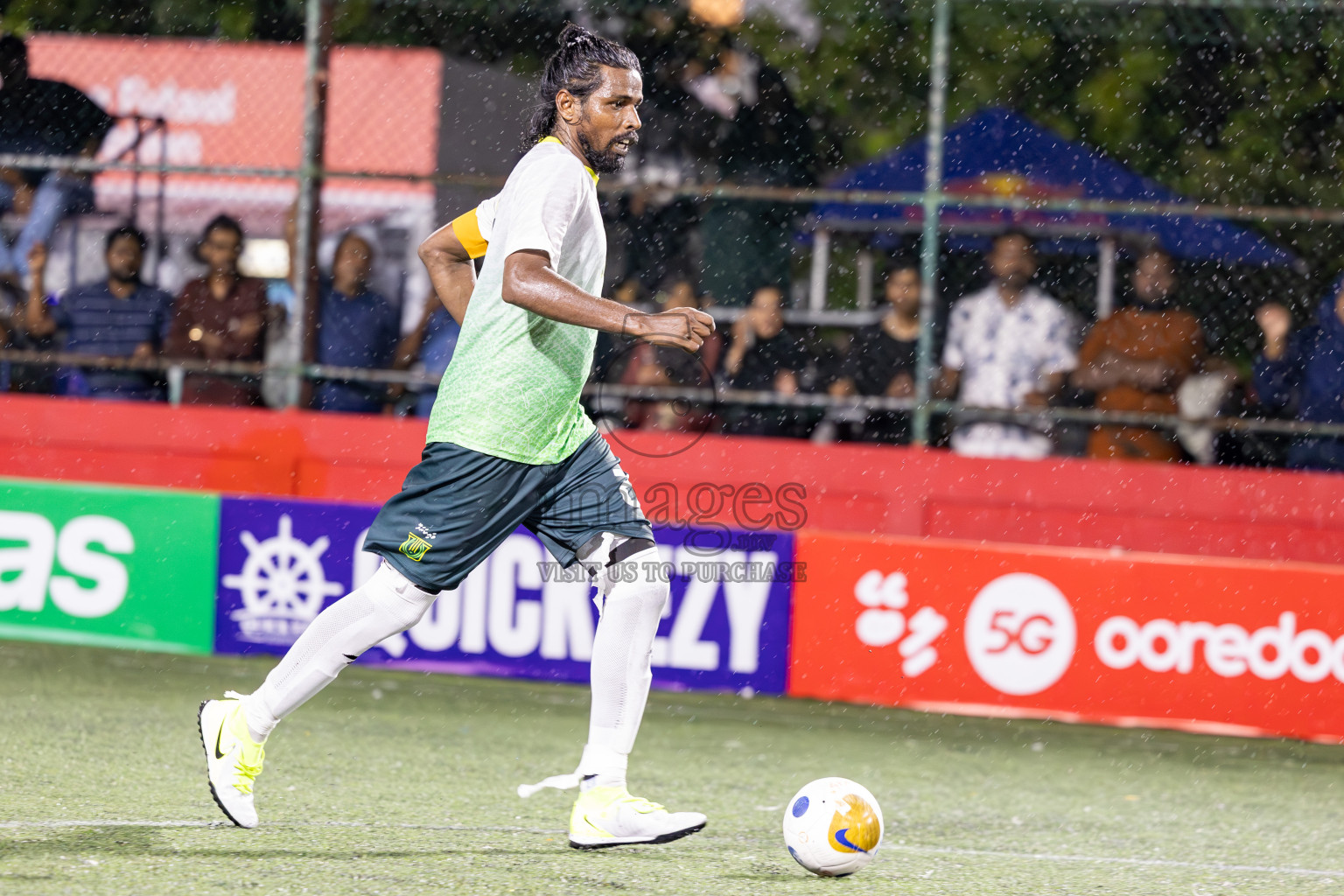 HDh Nellaidhoo vs HDh Vaikaradhoo in Day 9 of Golden Futsal Challenge 2025 was held on Monday, 13th January 2025, in Hulhumale', Maldives
Photos: Ismail Thoriq / images.mv
