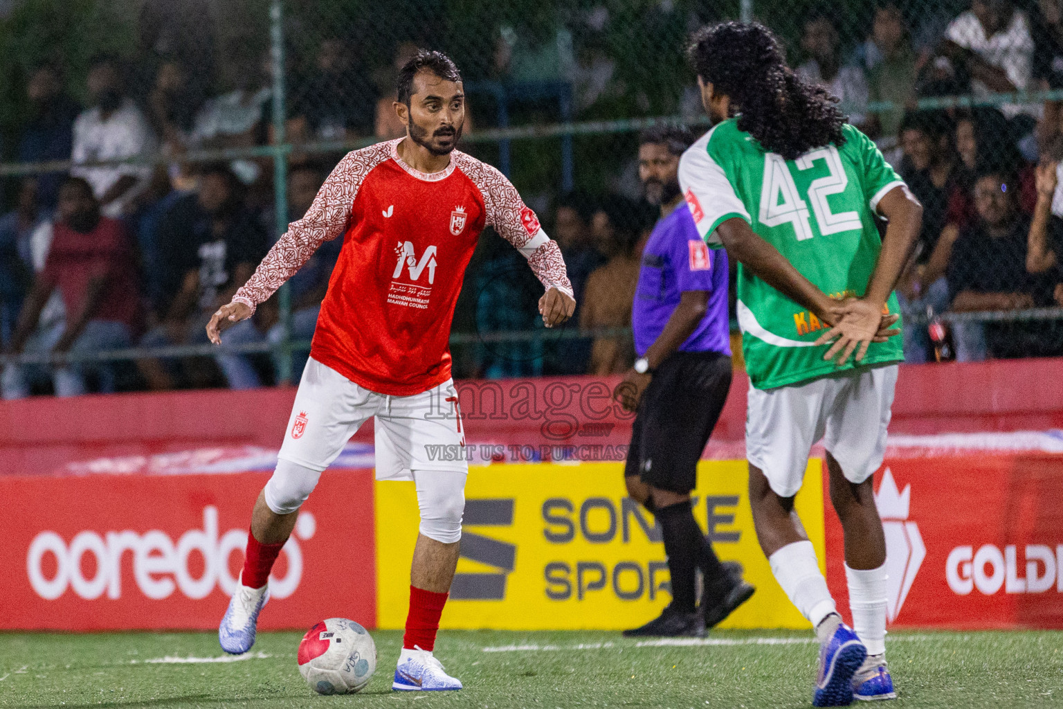 L Maavah vs L Kalaidhoo in Day 3 of Golden Futsal Challenge 2024 was held on Wednesday, 17th January 2024, in Hulhumale', Maldives
Photos: Ismail Thoriq / images.mv