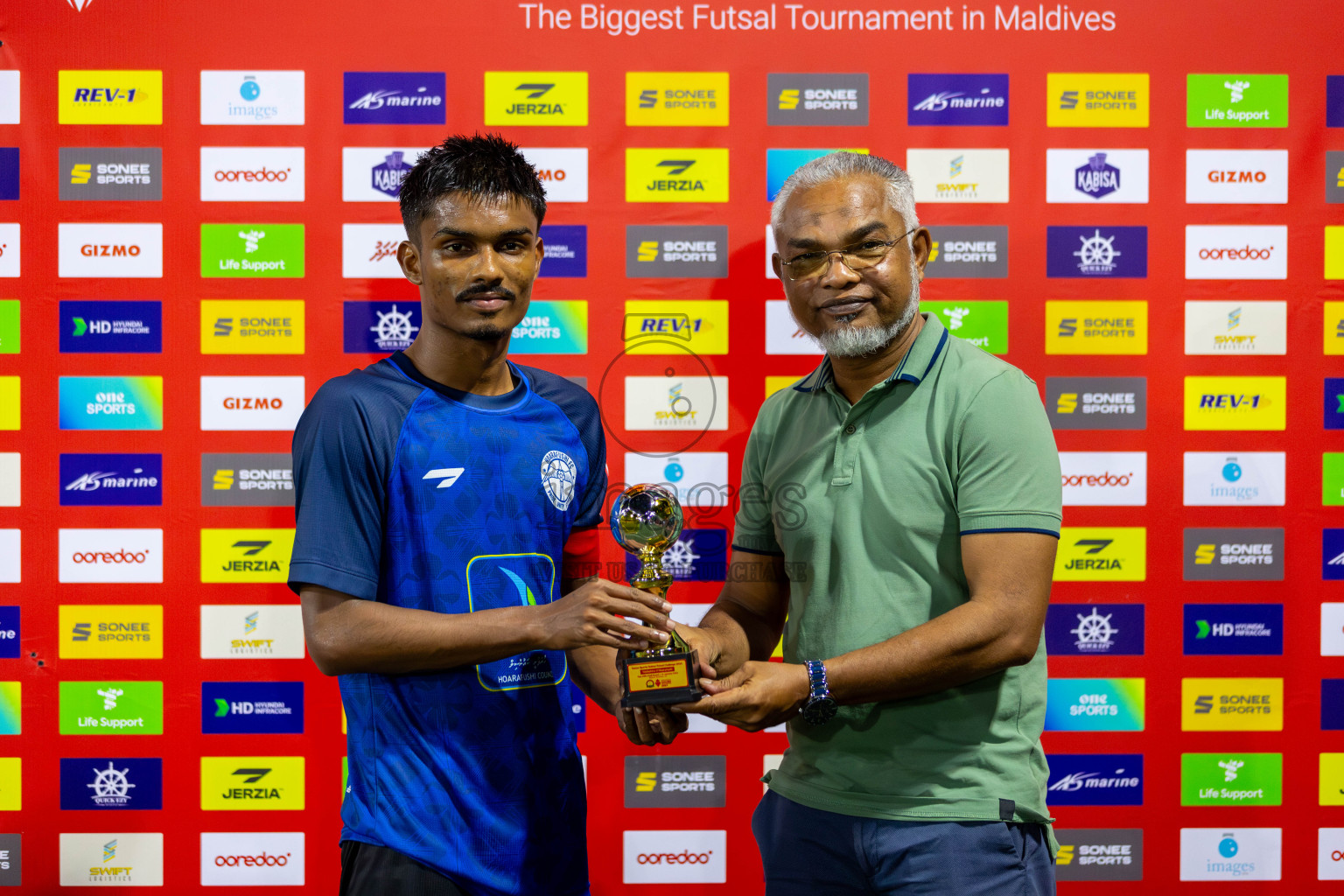 HA Vashafaru vs HA Hoarafushi in Day 5 of Golden Futsal Challenge 2024 was held on Friday, 19th January 2024, in Hulhumale', Maldives Photos: Mohamed Mahfooz Moosa / images.mv