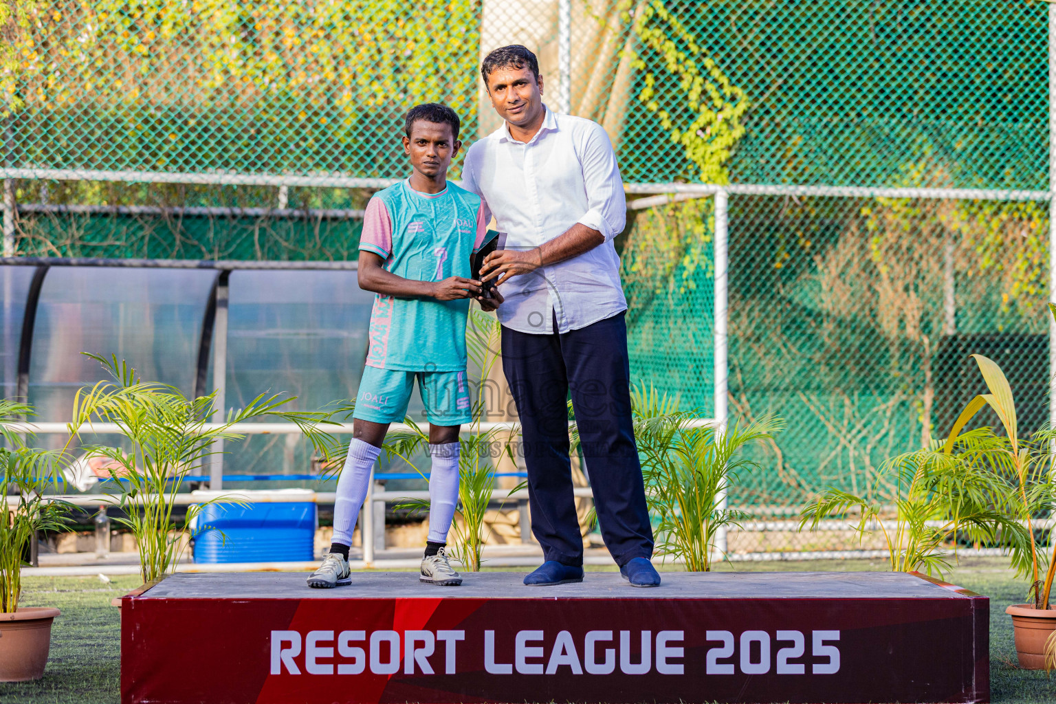 Resort League 2025 Raa Zone - Final Match
Joali vs kothaifaru in Resort League 2025 (Raa Zone) was held on Thursday, 21th august 2025 in JOALI Maldives Resort, Raa Atoll, Maldives. Photos: Areef Adam / images.mv